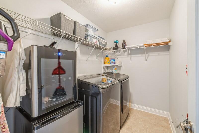 THE MEADOWS - Residential