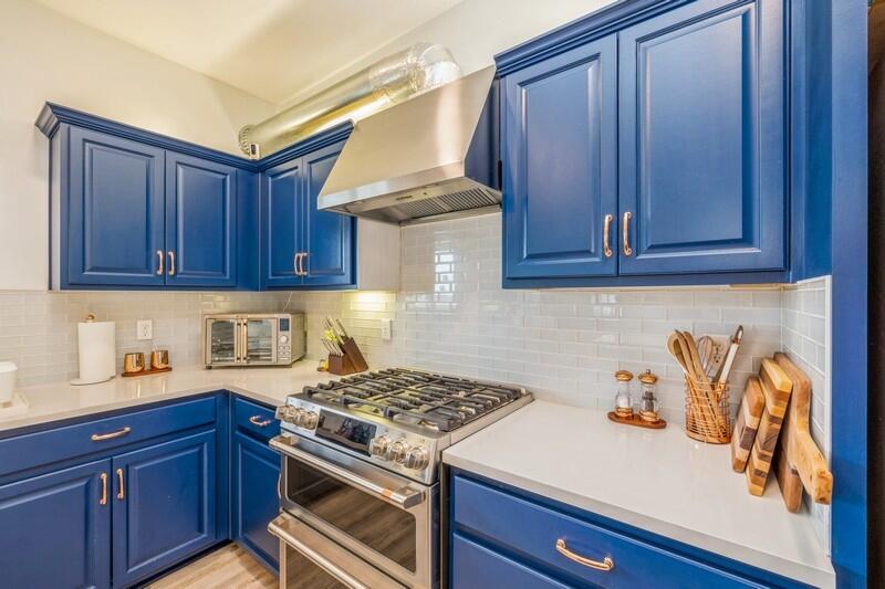 THE MEADOWS - Residential