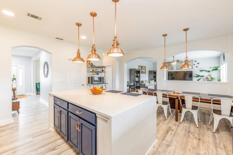 THE MEADOWS - Residential