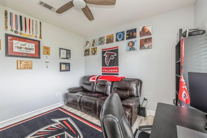 THE MEADOWS - Residential