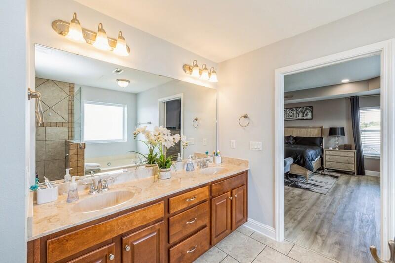 THE MEADOWS - Residential