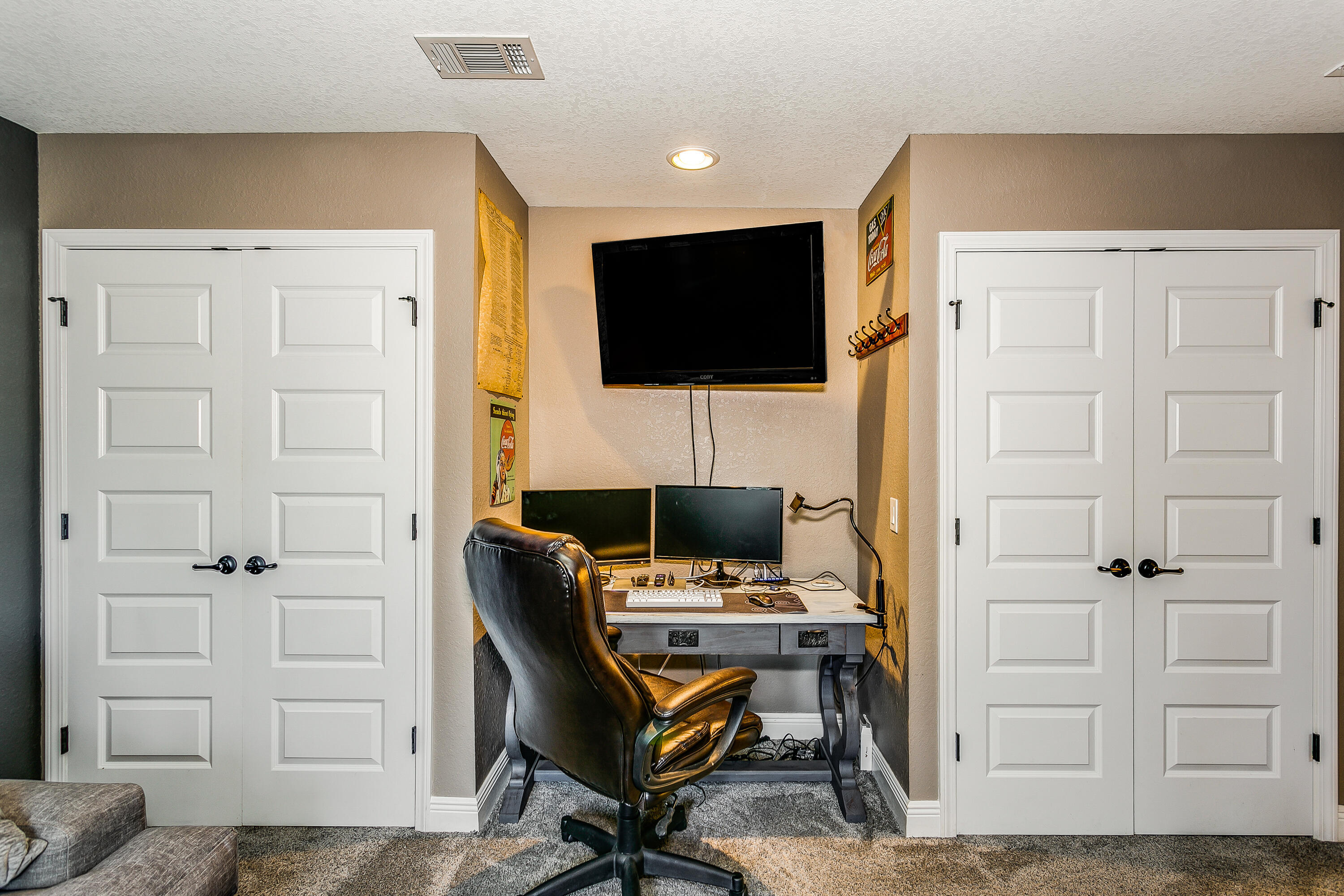 HOLLEY BY THE SEA - Residential