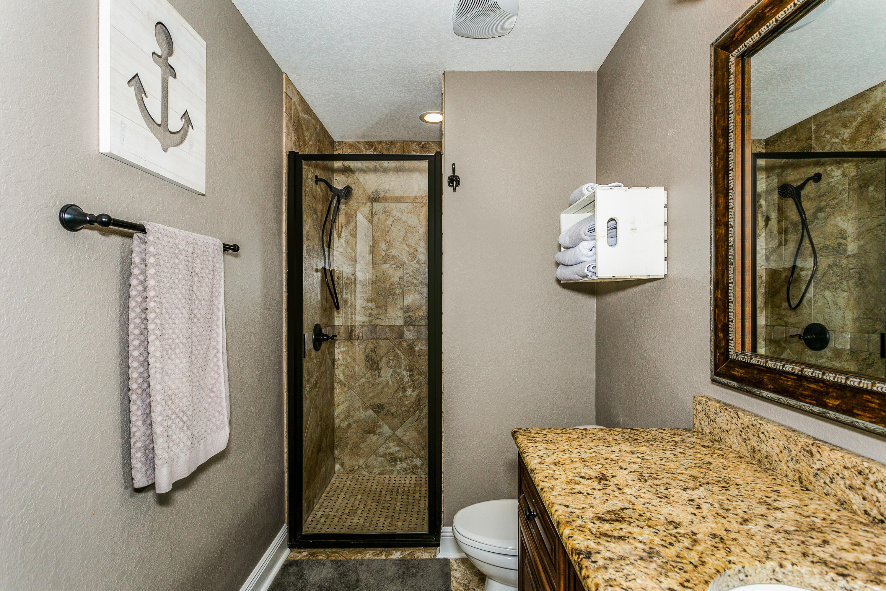 HOLLEY BY THE SEA - Residential