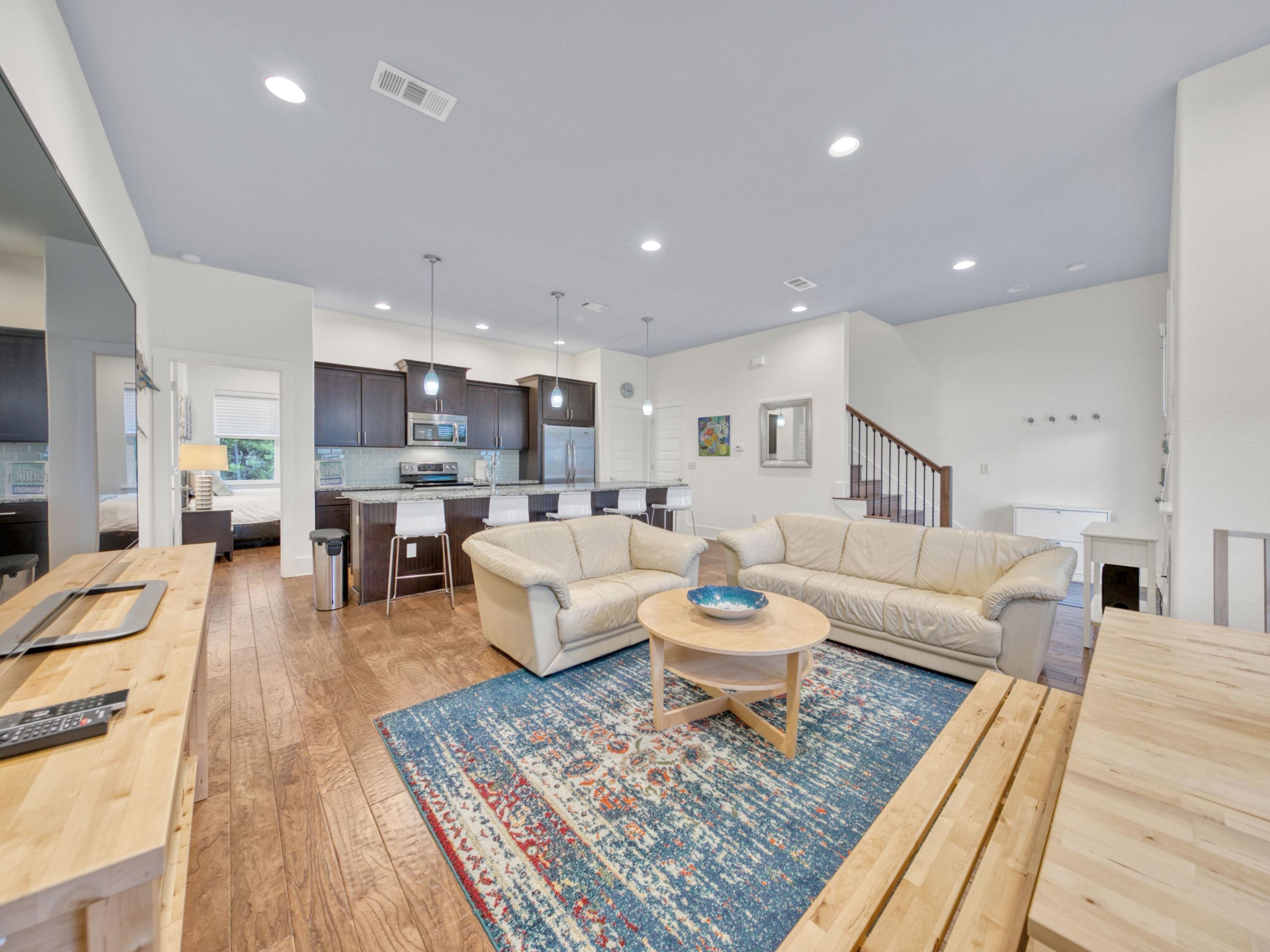 GULF REFLECTIONS - Residential