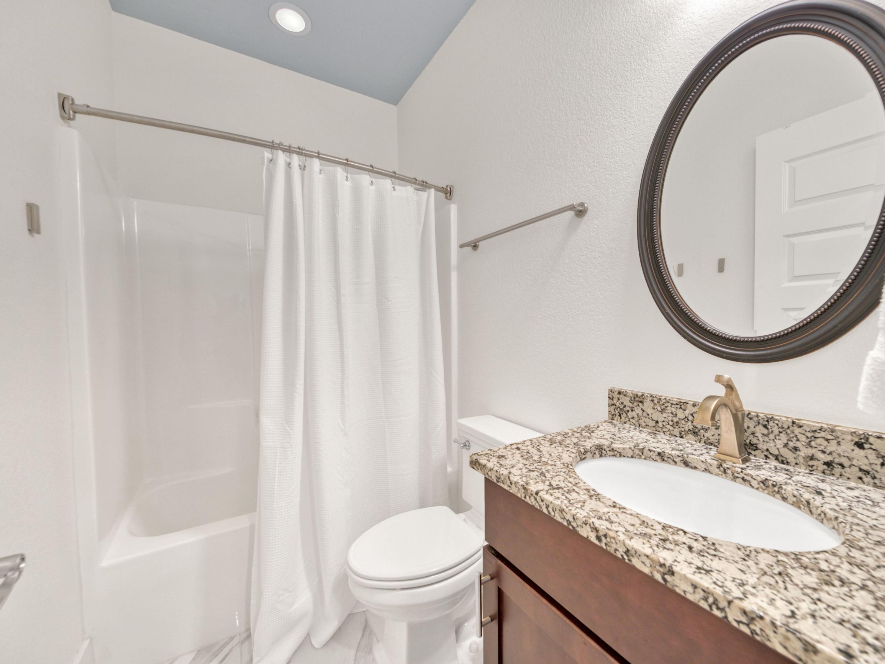 GULF REFLECTIONS - Residential