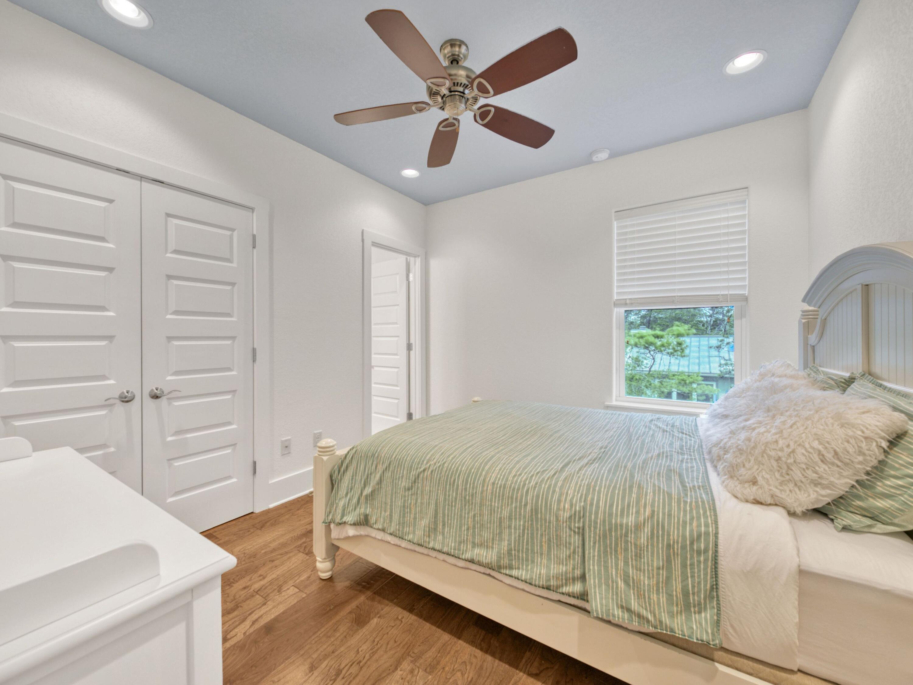 GULF REFLECTIONS - Residential