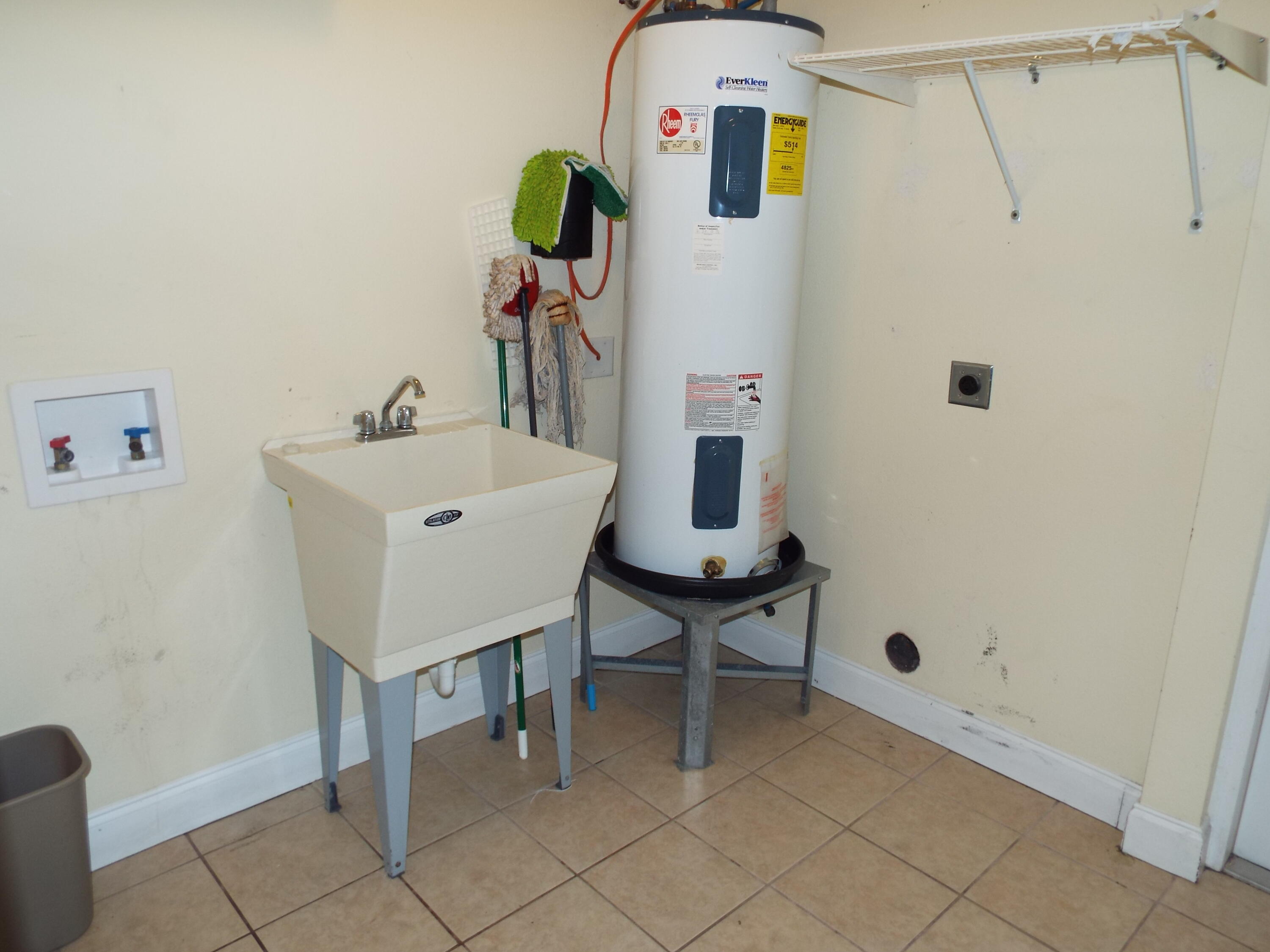 SO RANG 24 (242000.00) - Residential