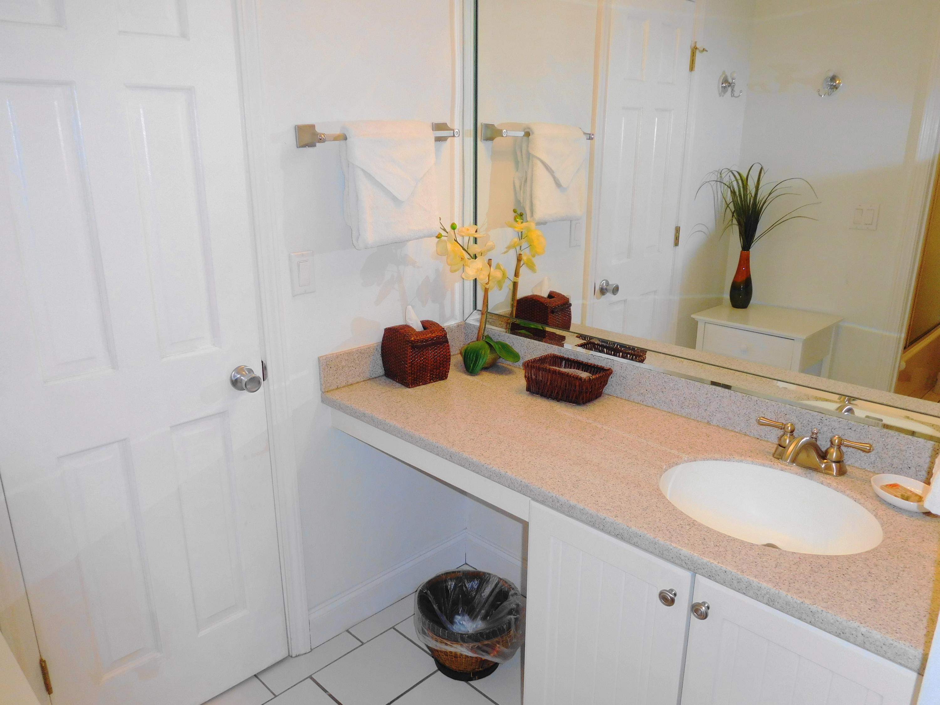 LINKSIDE VILLAGE UNIT 1 - Residential