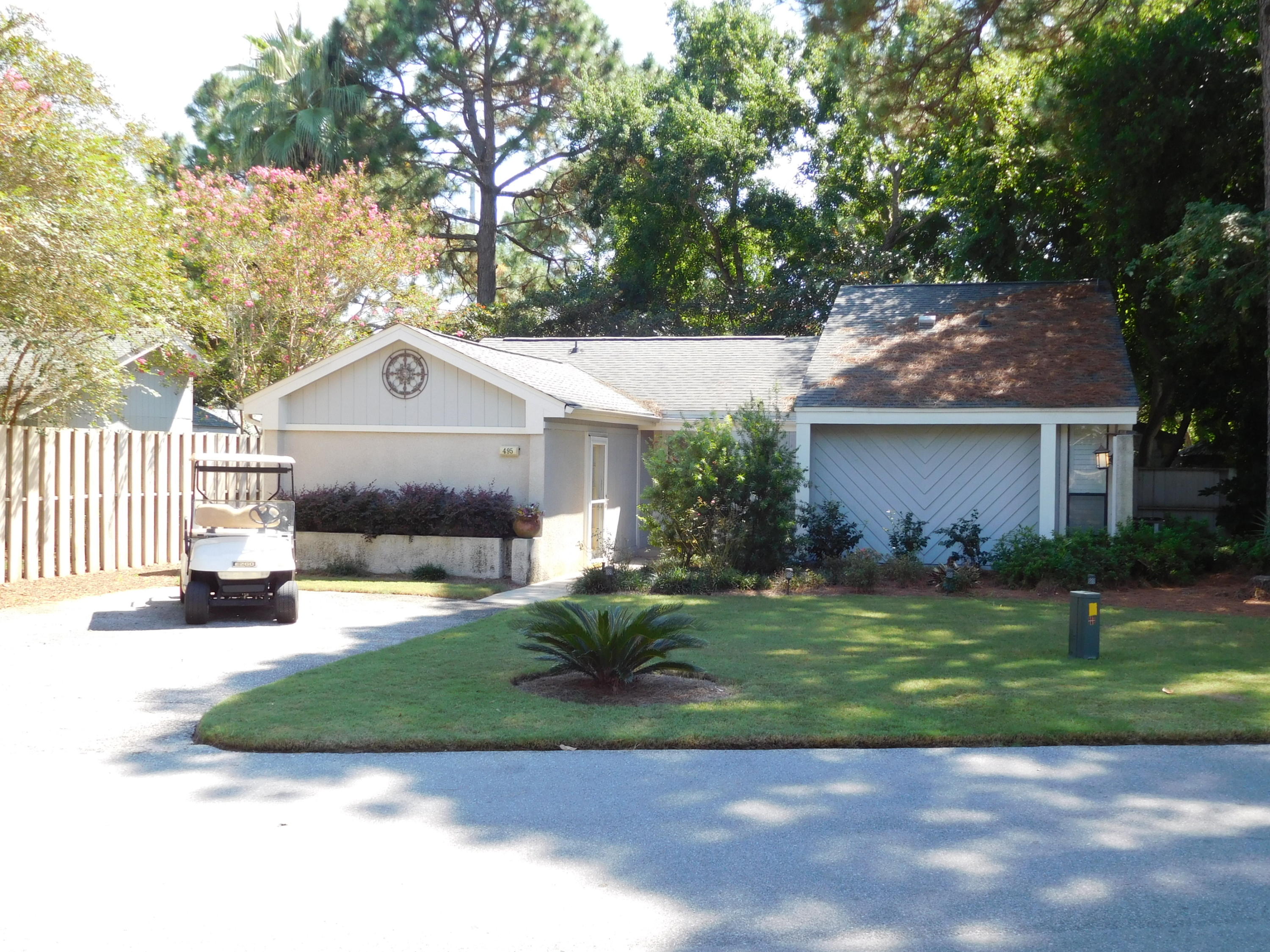 LINKSIDE VILLAGE UNIT 1 - Residential