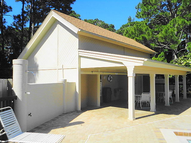 LINKSIDE VILLAGE UNIT 1 - Residential