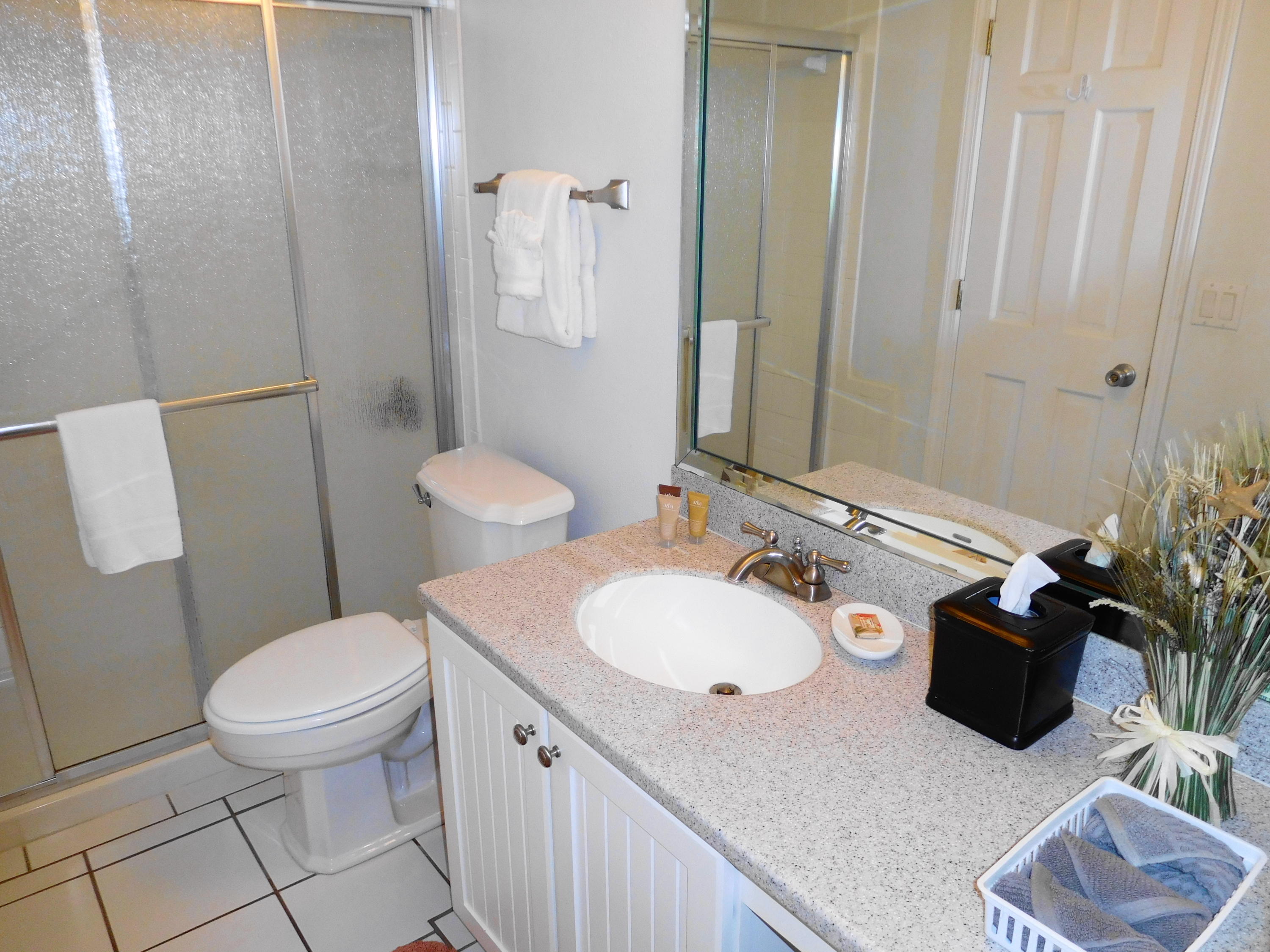 LINKSIDE VILLAGE UNIT 1 - Residential