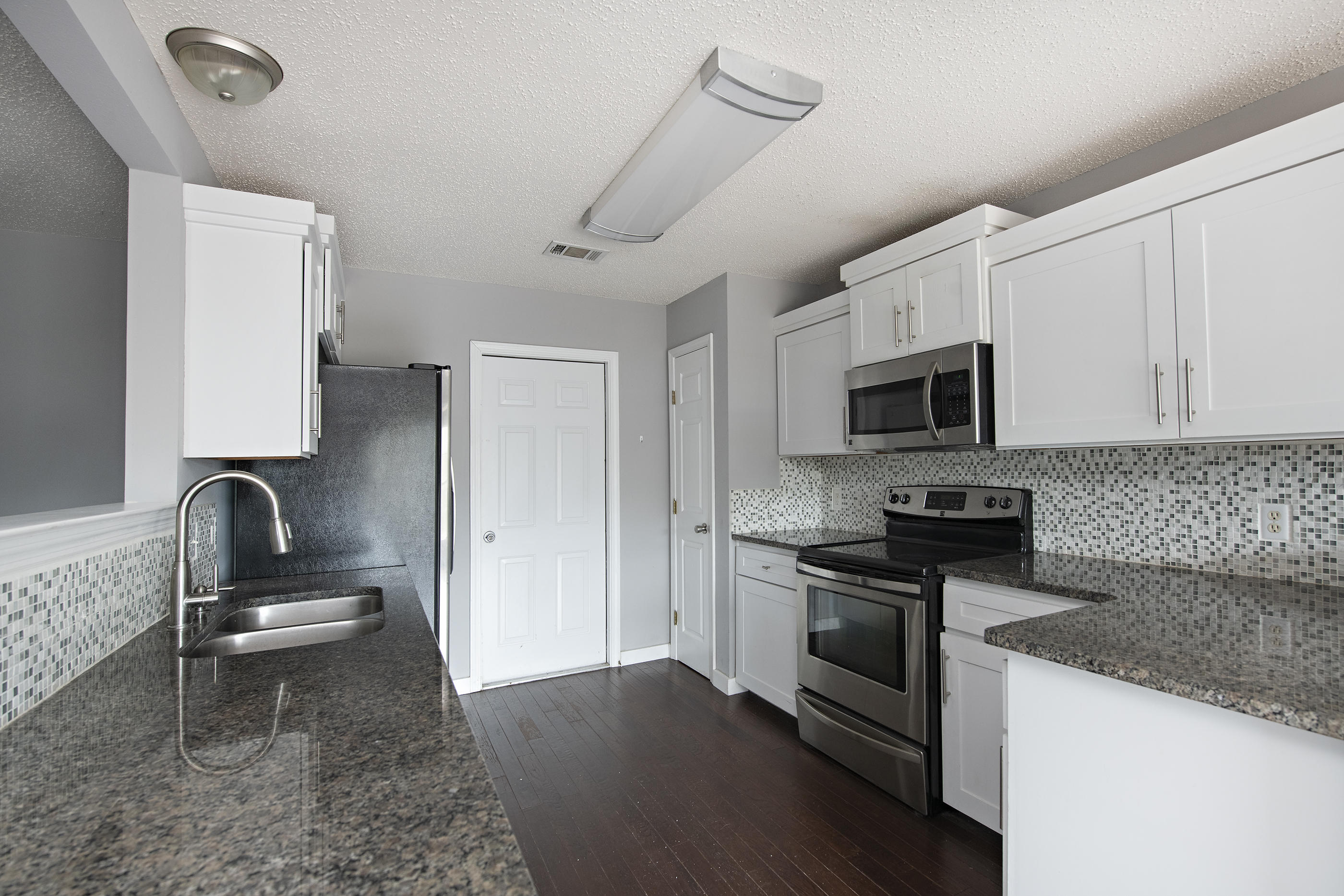 RIVERCHASE S/D PH 2 - Residential