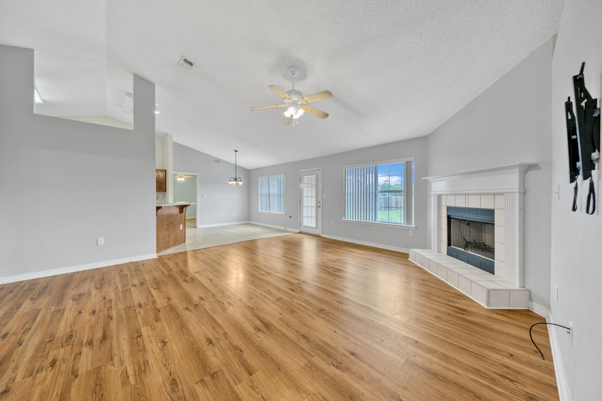 CREETWOOD PLACE - Residential