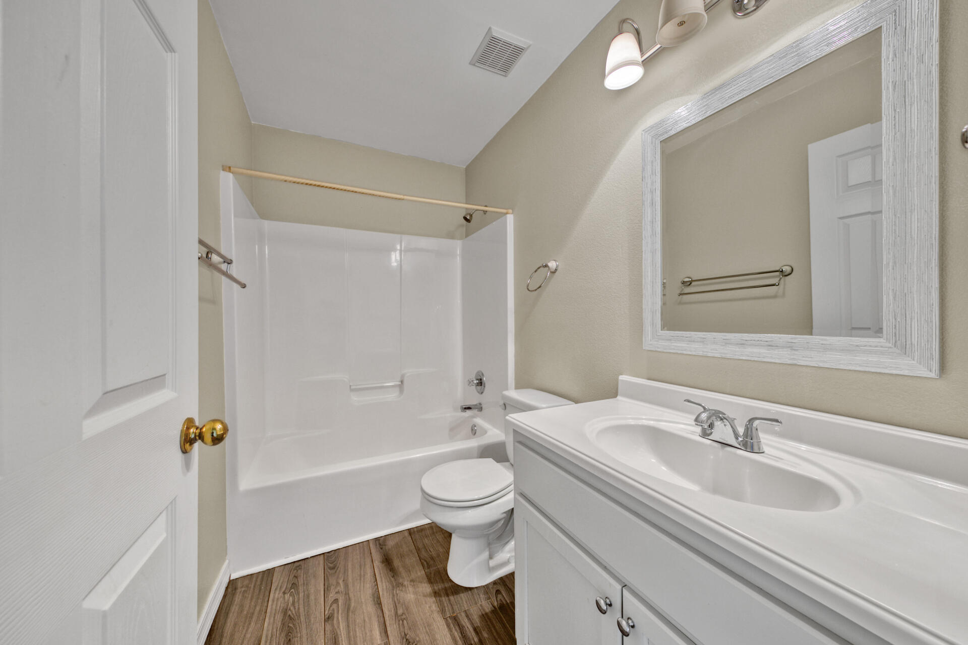 CREETWOOD PLACE - Residential