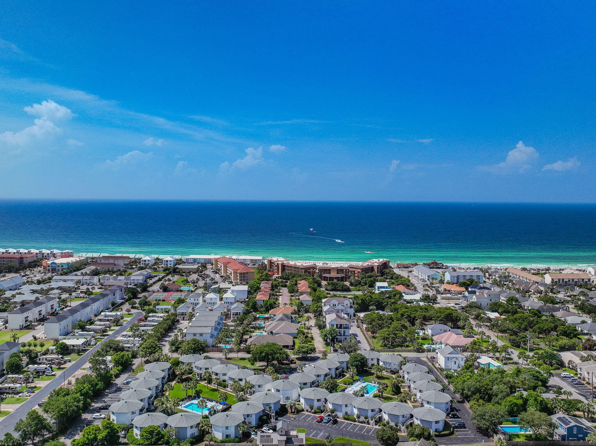 MISTY COVE T/H PH 1 - Residential
