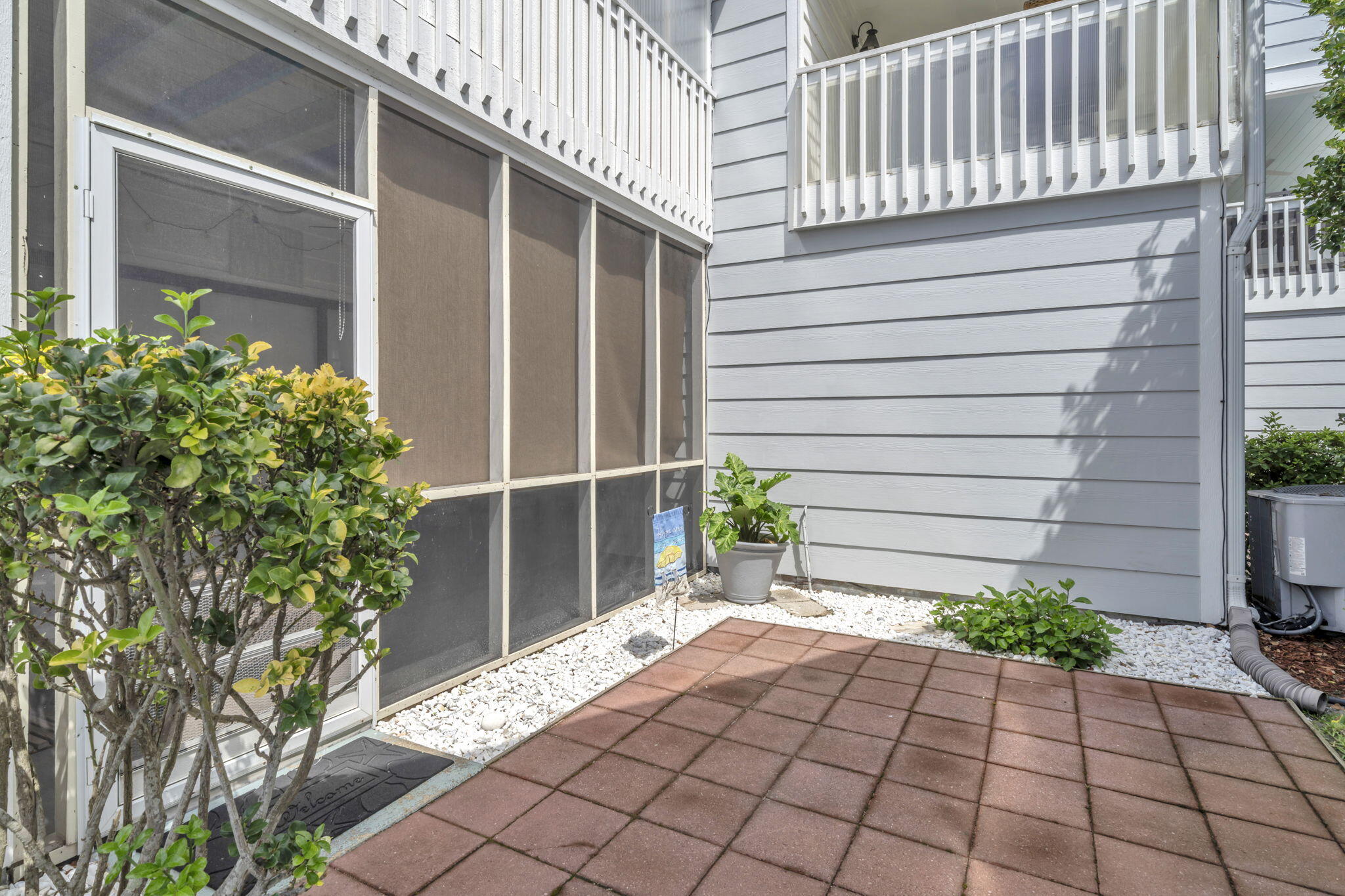 MISTY COVE T/H PH 1 - Residential