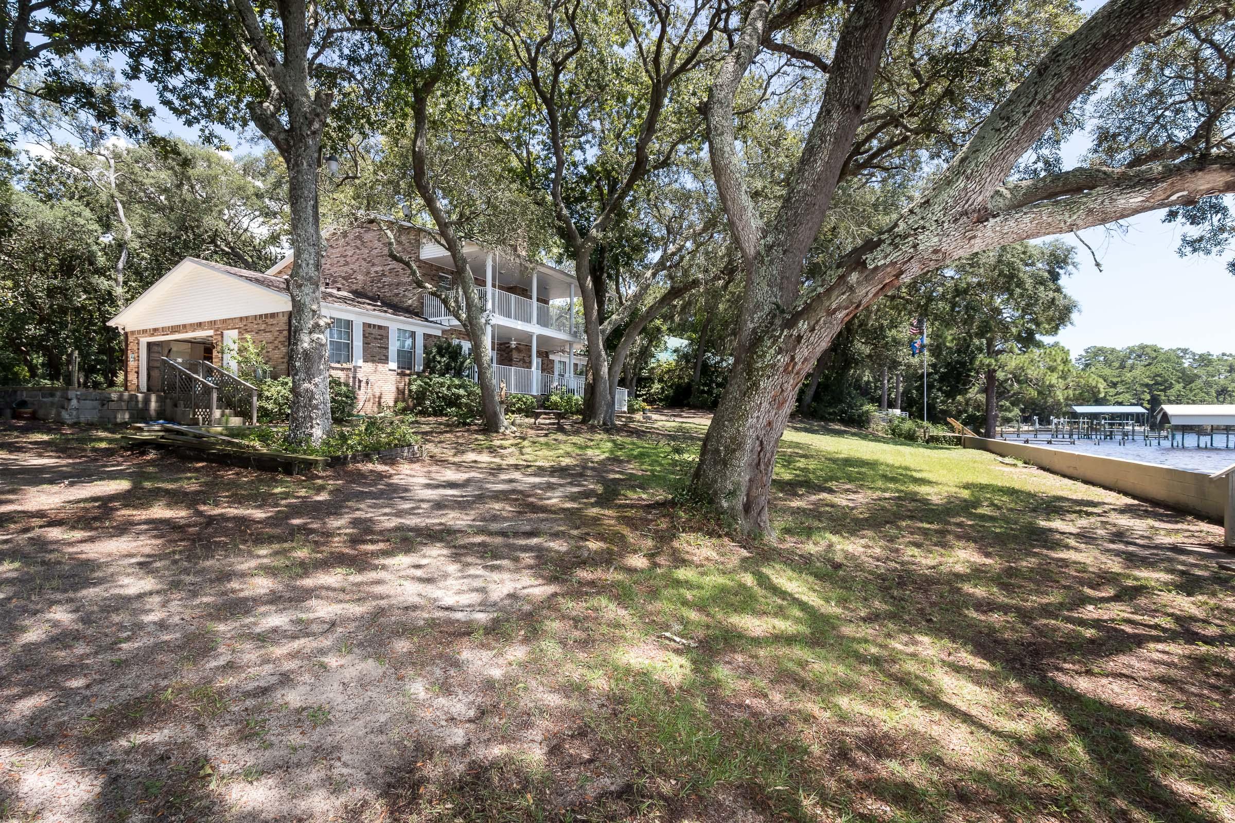 MAGNOLIA SHORES S/D - Residential