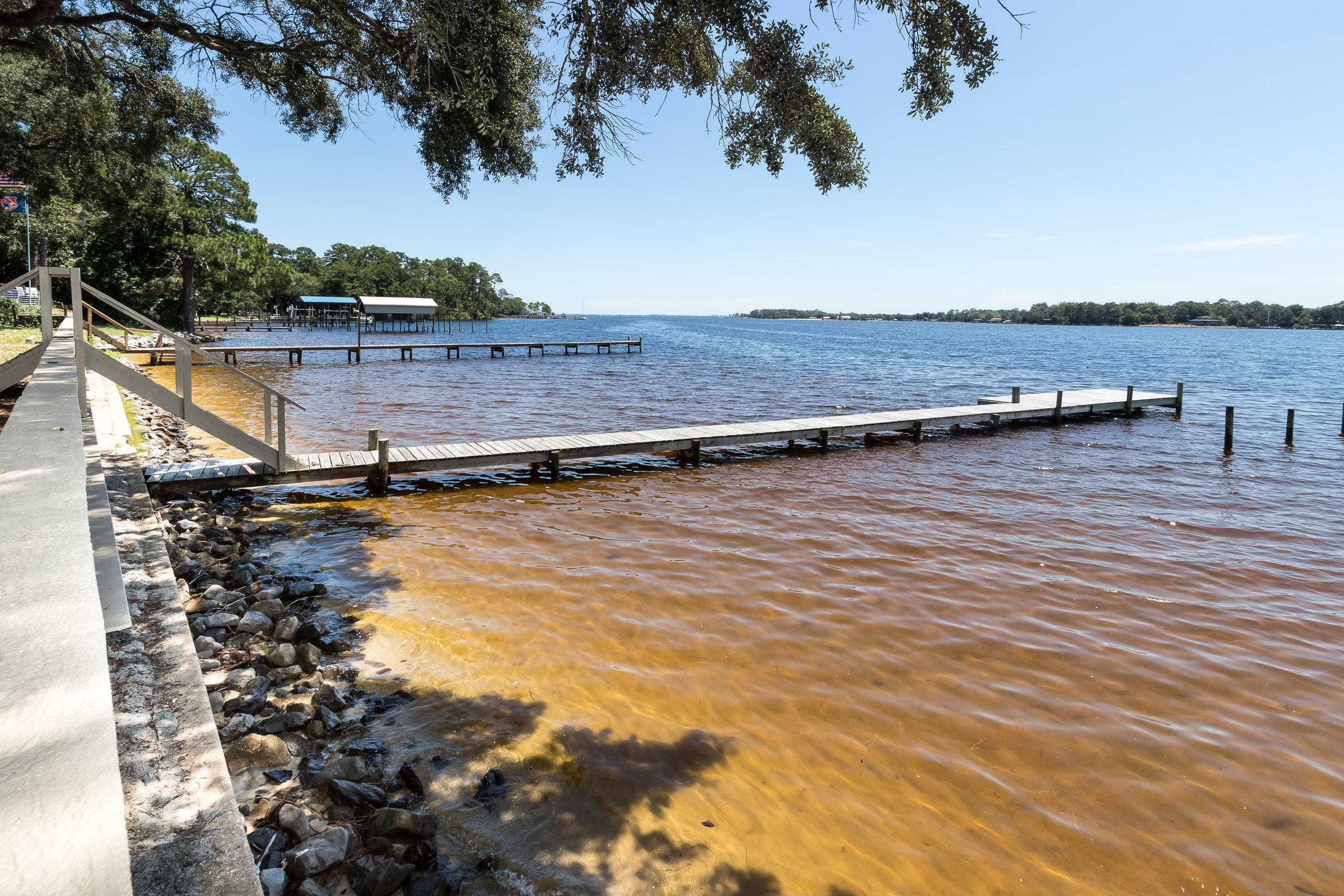MAGNOLIA SHORES S/D - Residential