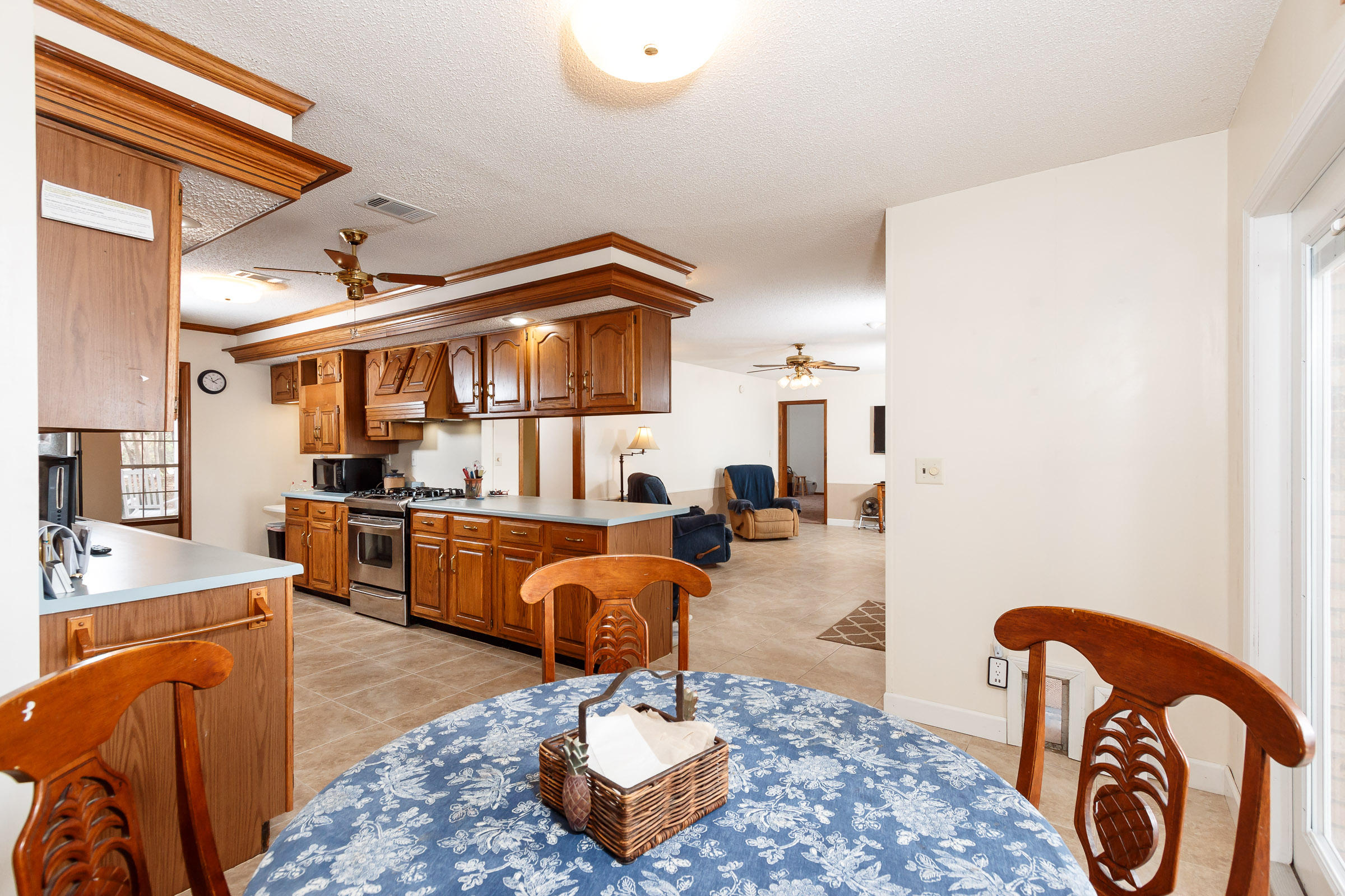 MAGNOLIA SHORES S/D - Residential