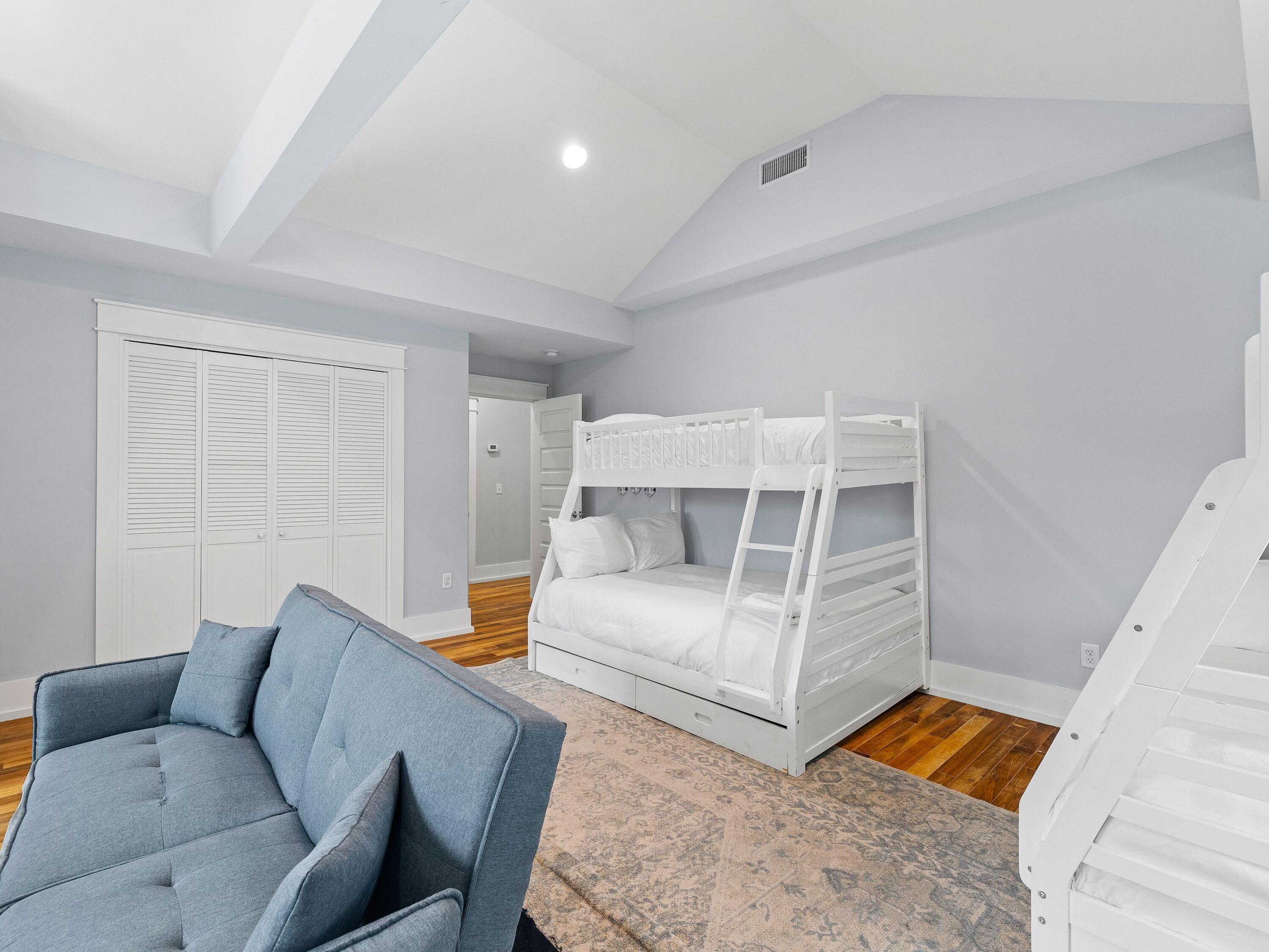 CYPRESS BREEZE PLANTATION - Residential