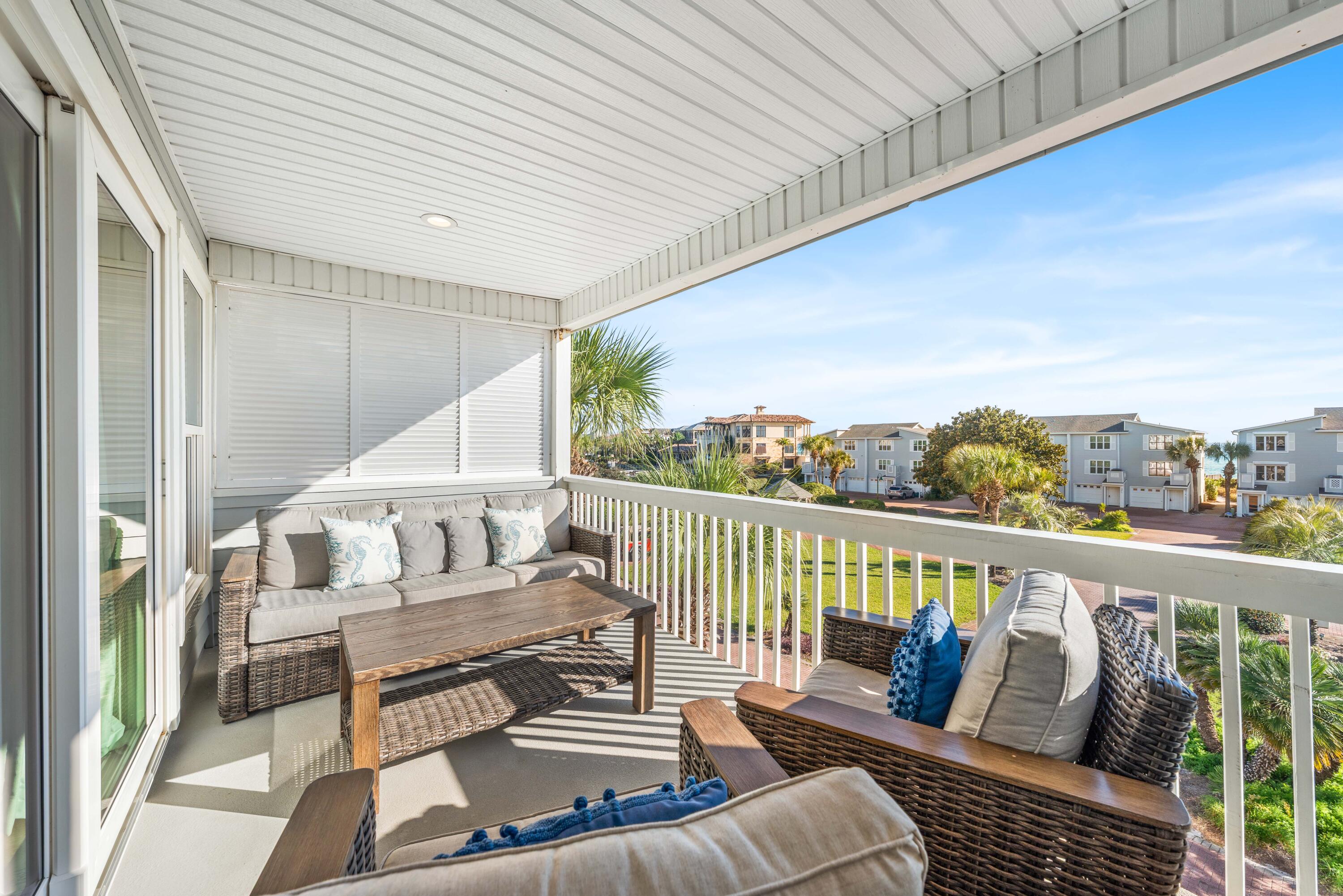 SEAHAUNTS - Residential