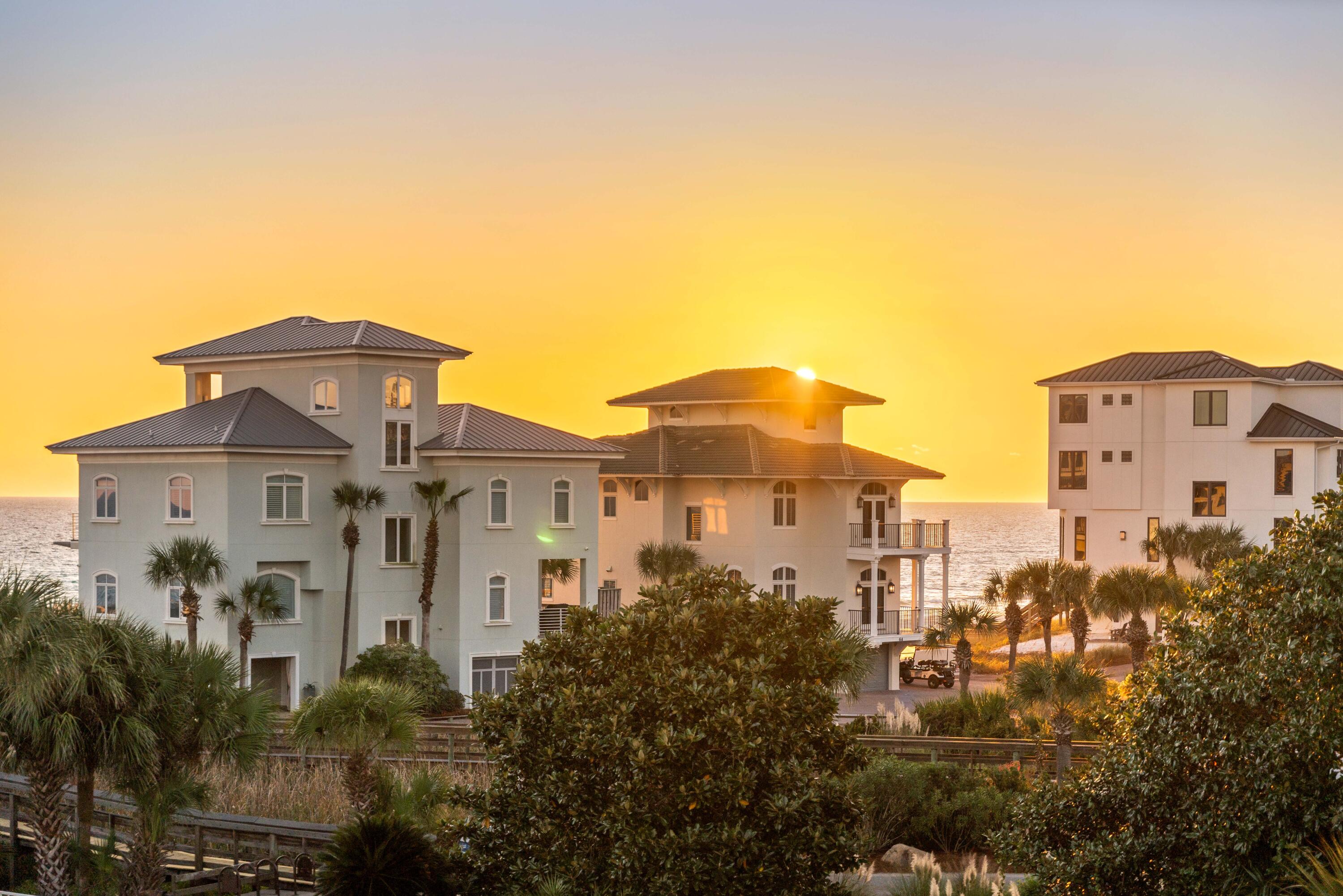 SEAHAUNTS - Residential