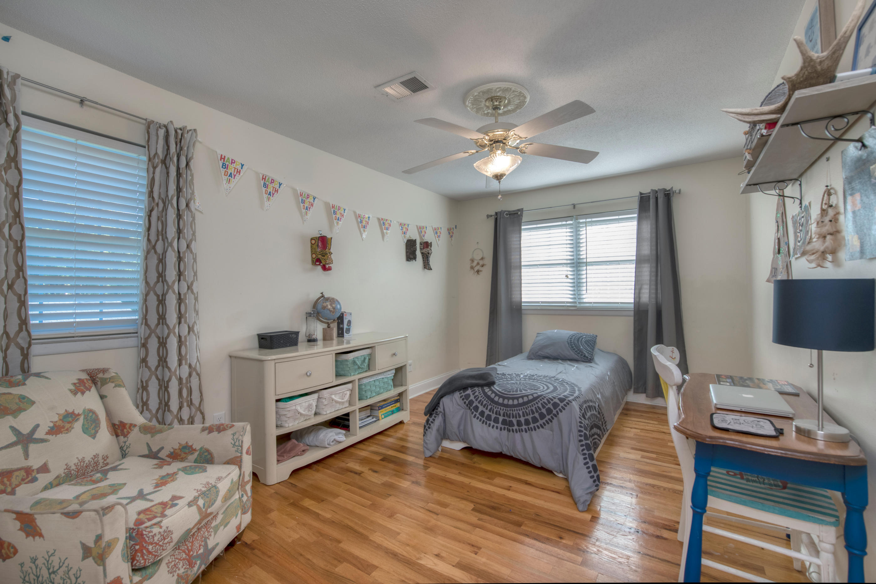 COUNTRY CLUB ESTATES 1ST ADDN - Residential