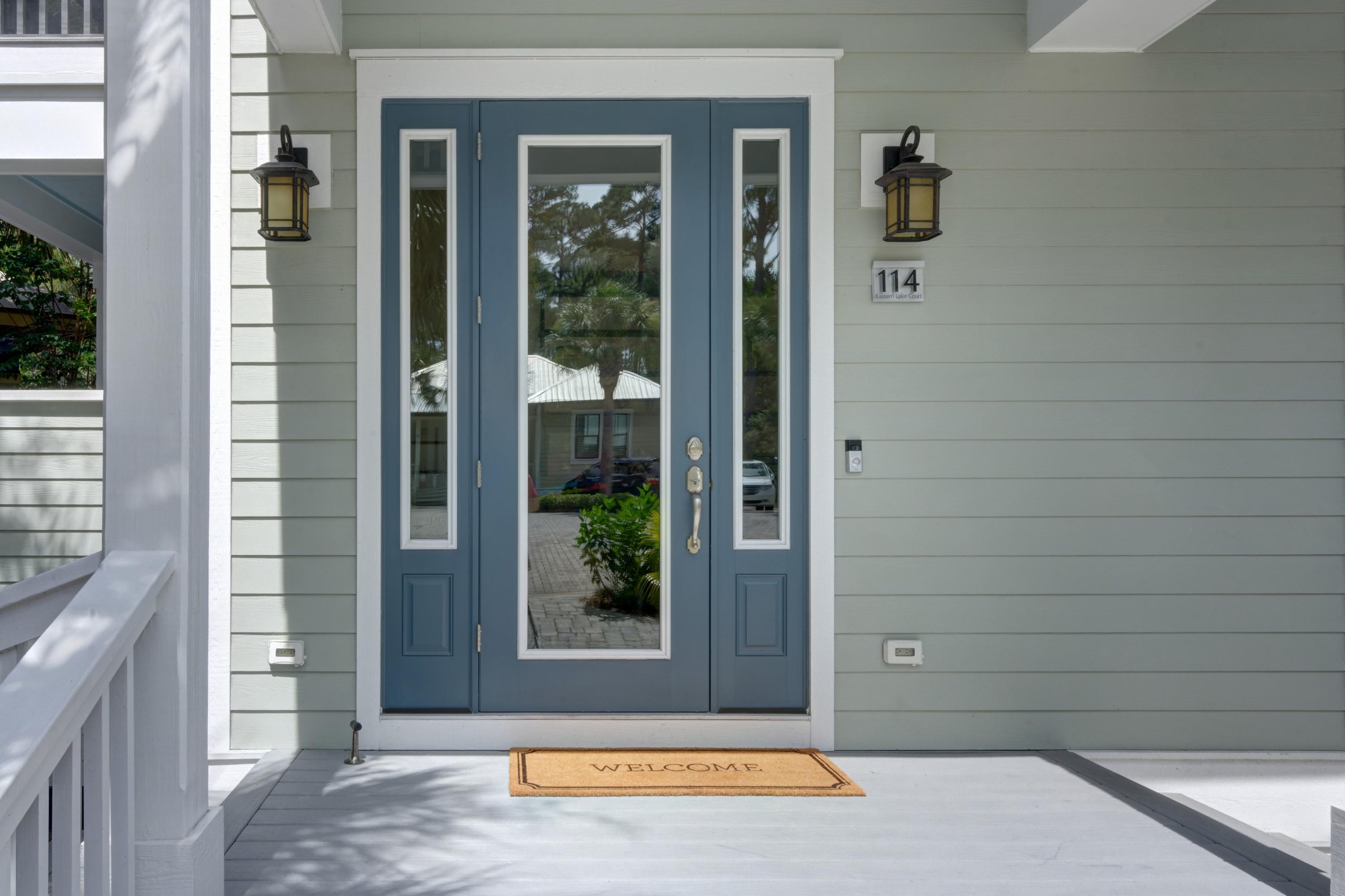 COTTAGES AT EASTERN LAKE - Residential