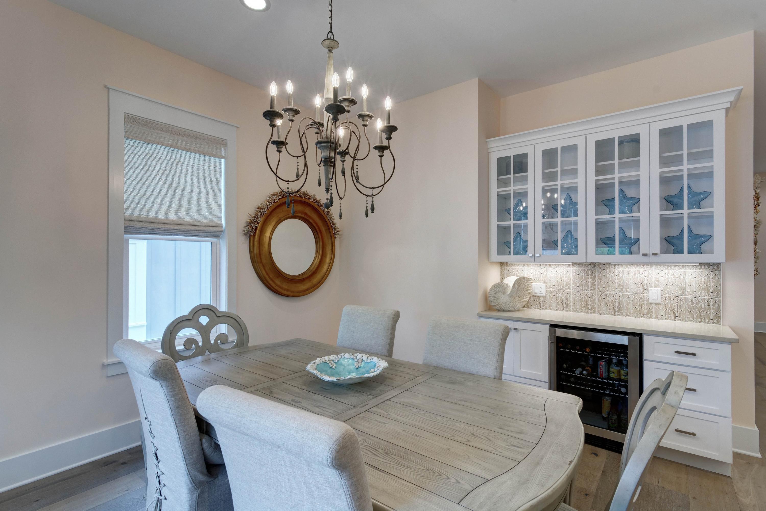 COTTAGES AT EASTERN LAKE - Residential