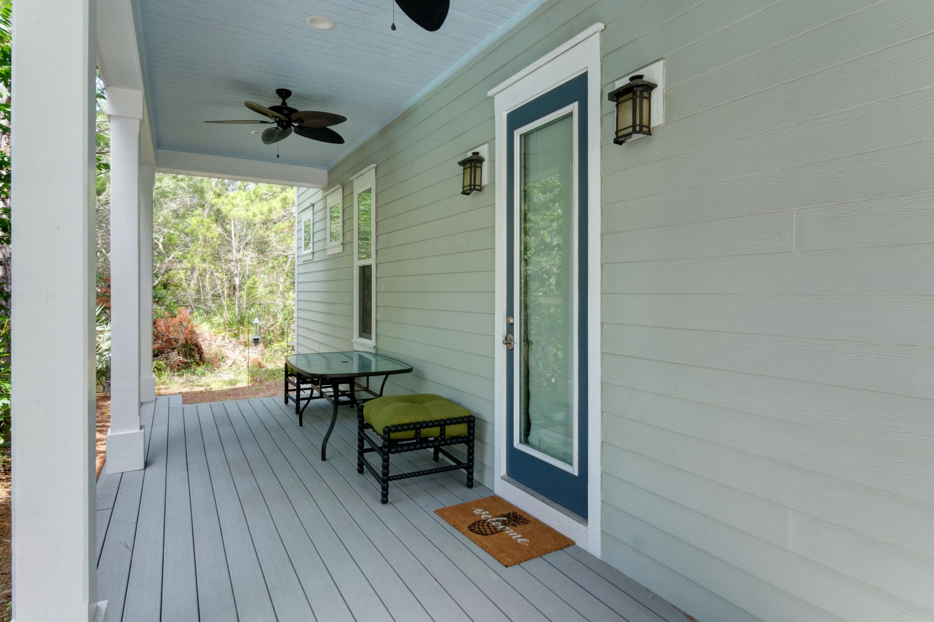 COTTAGES AT EASTERN LAKE - Residential