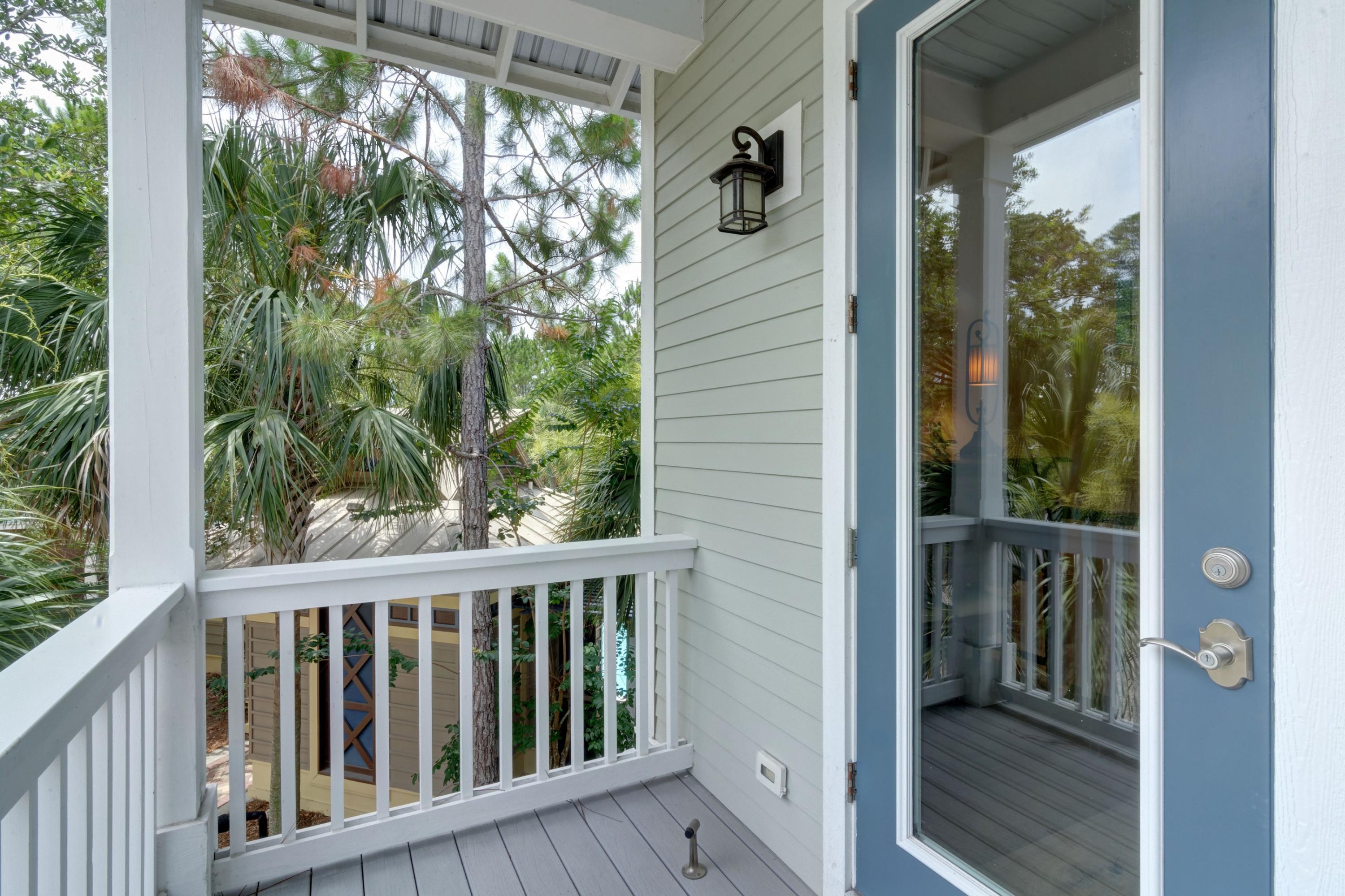 COTTAGES AT EASTERN LAKE - Residential