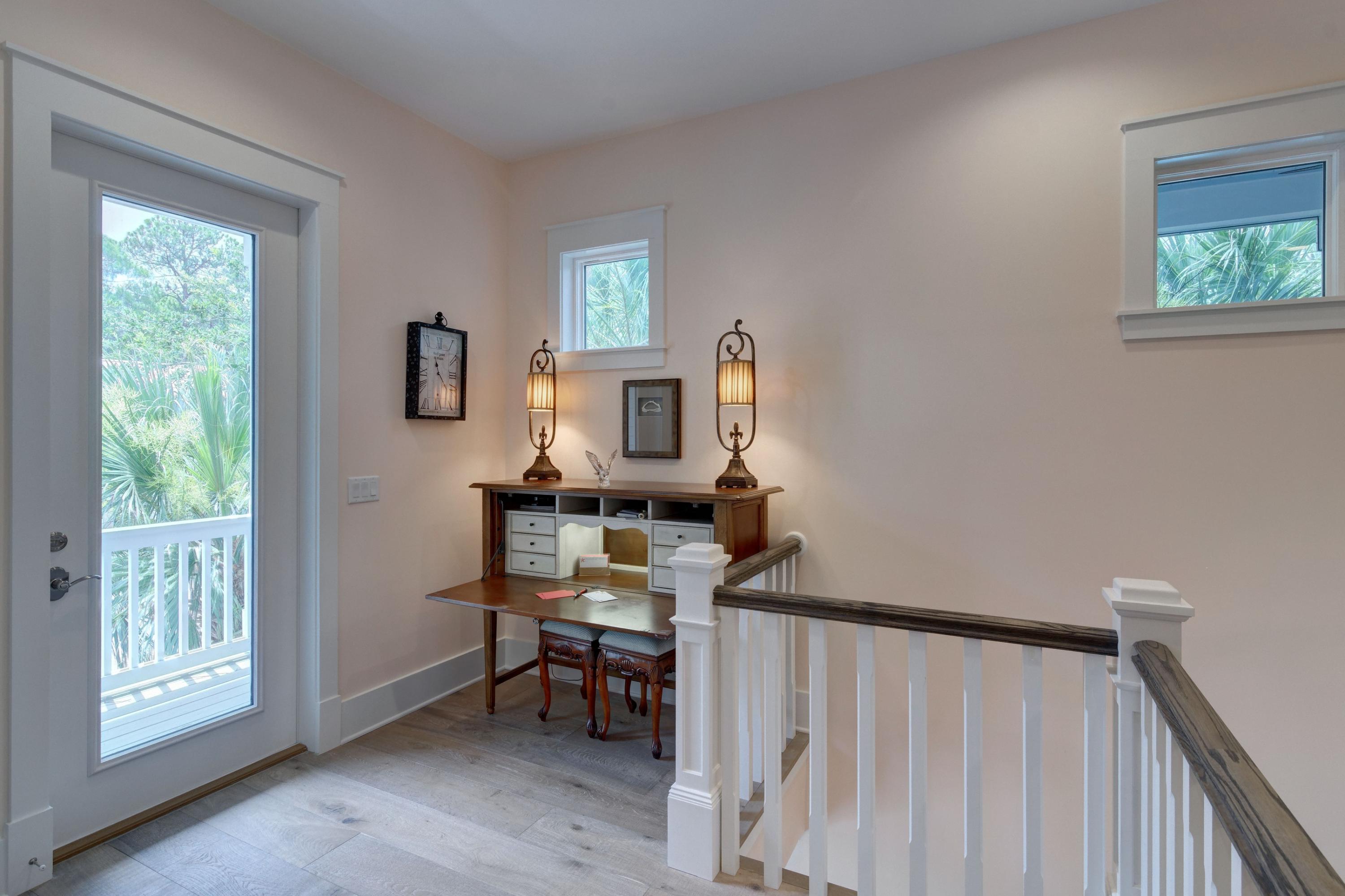 COTTAGES AT EASTERN LAKE - Residential