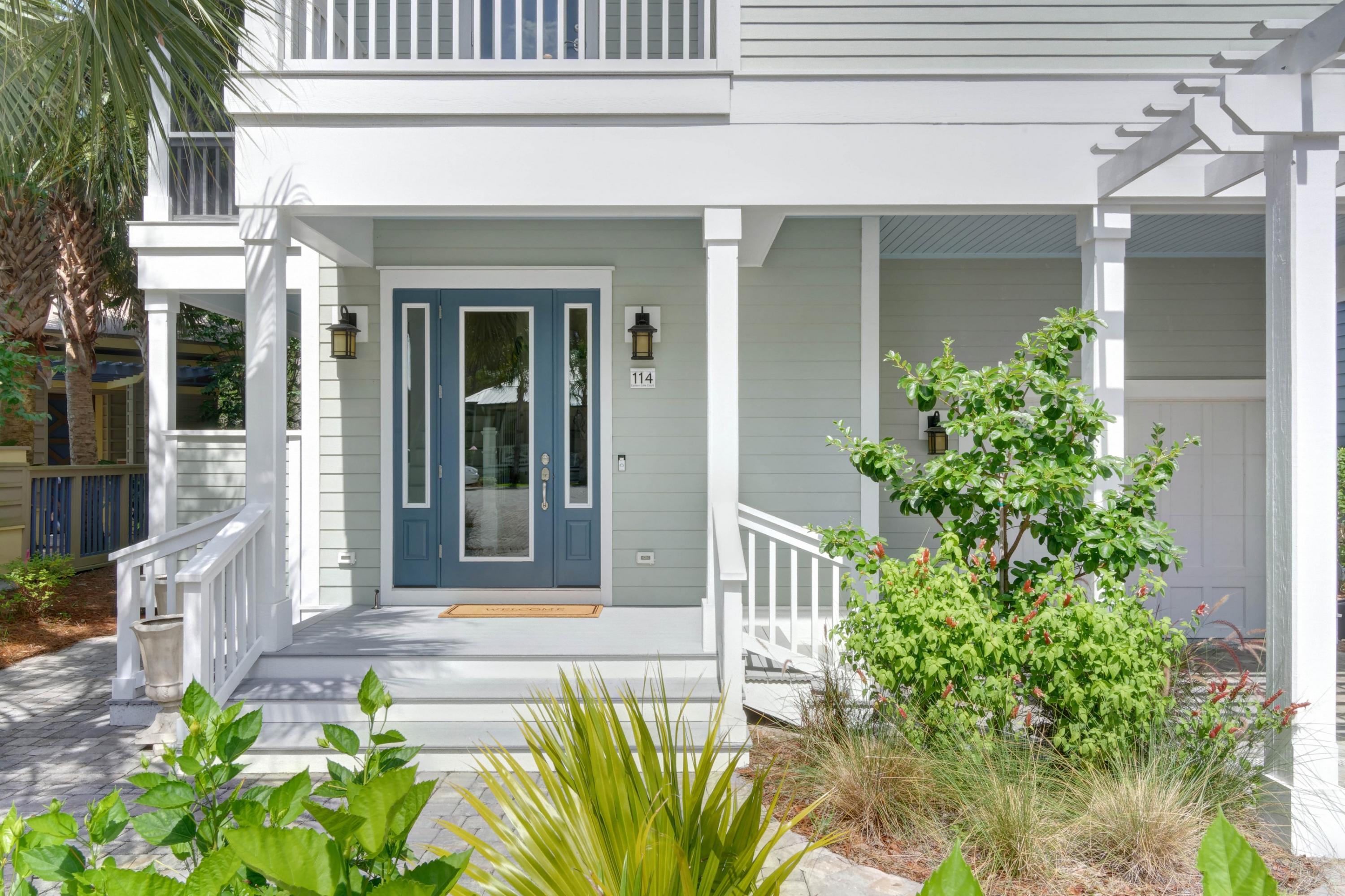 COTTAGES AT EASTERN LAKE - Residential