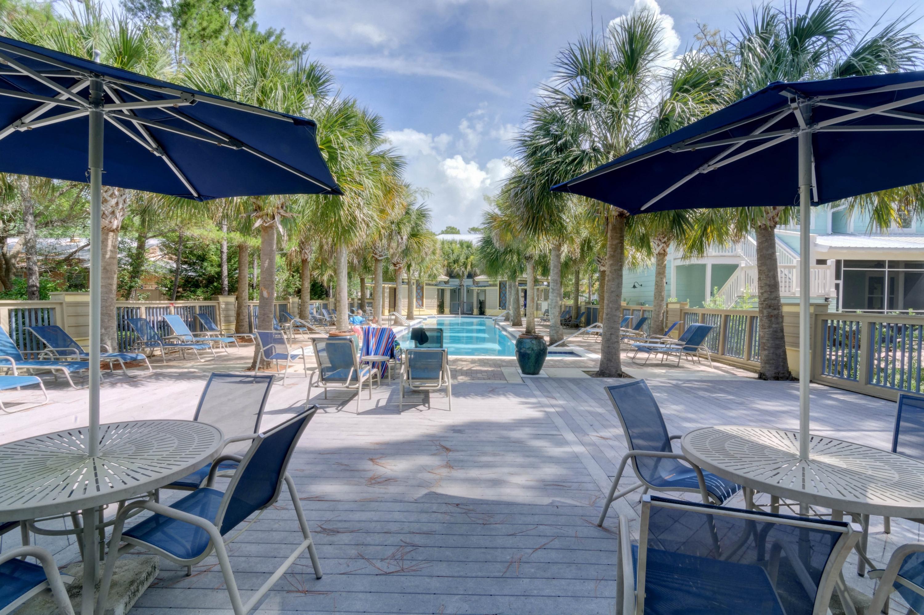COTTAGES AT EASTERN LAKE - Residential