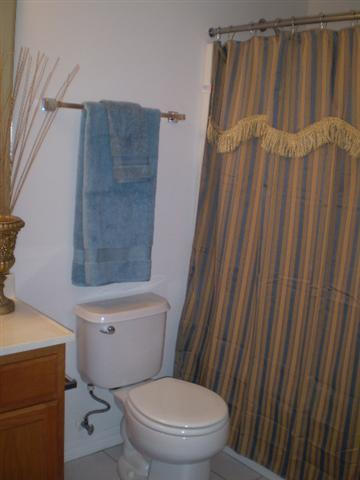 CREEKSIDE - Residential Lease