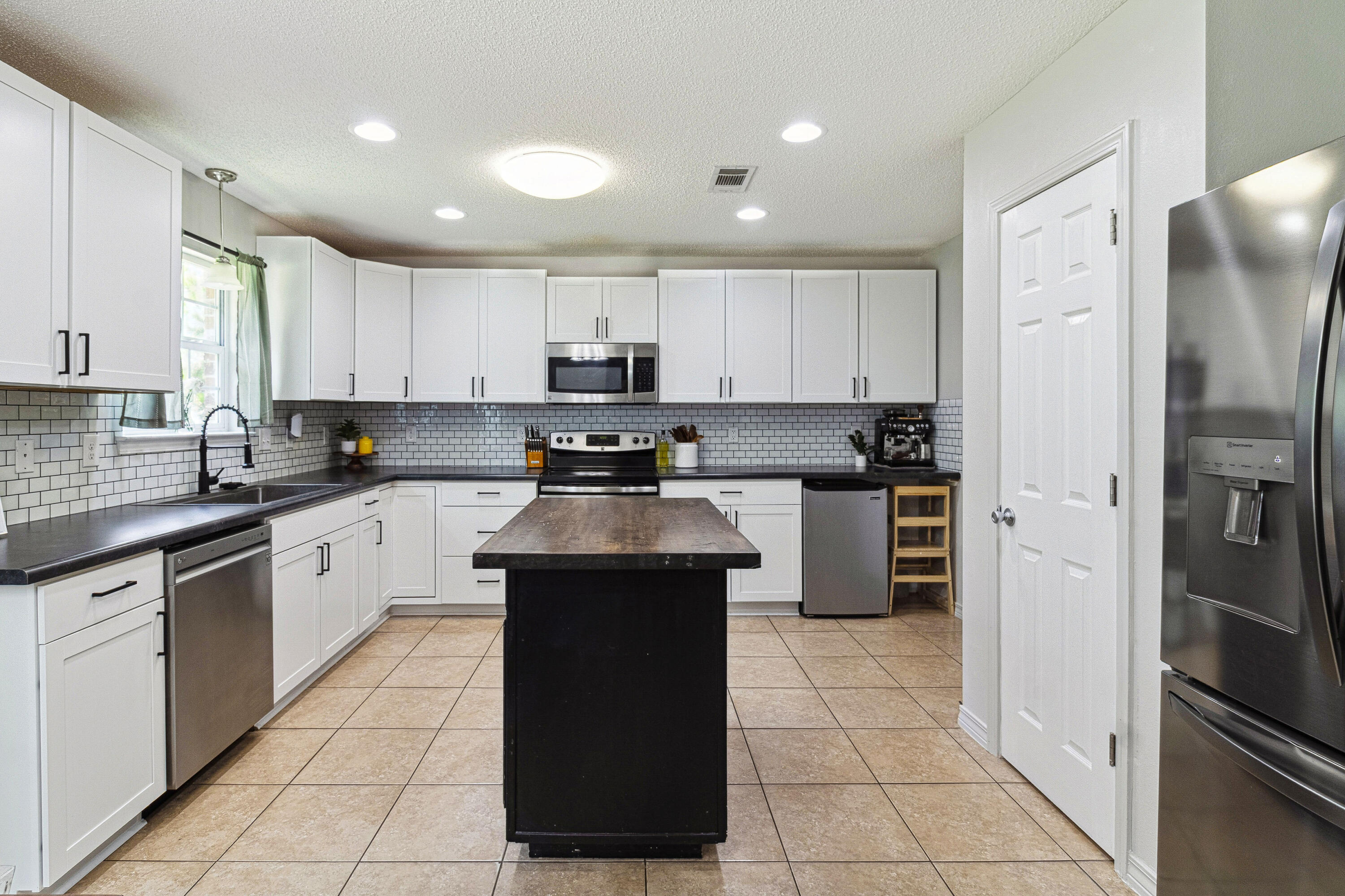 WINDSOR VILLAGE - Residential