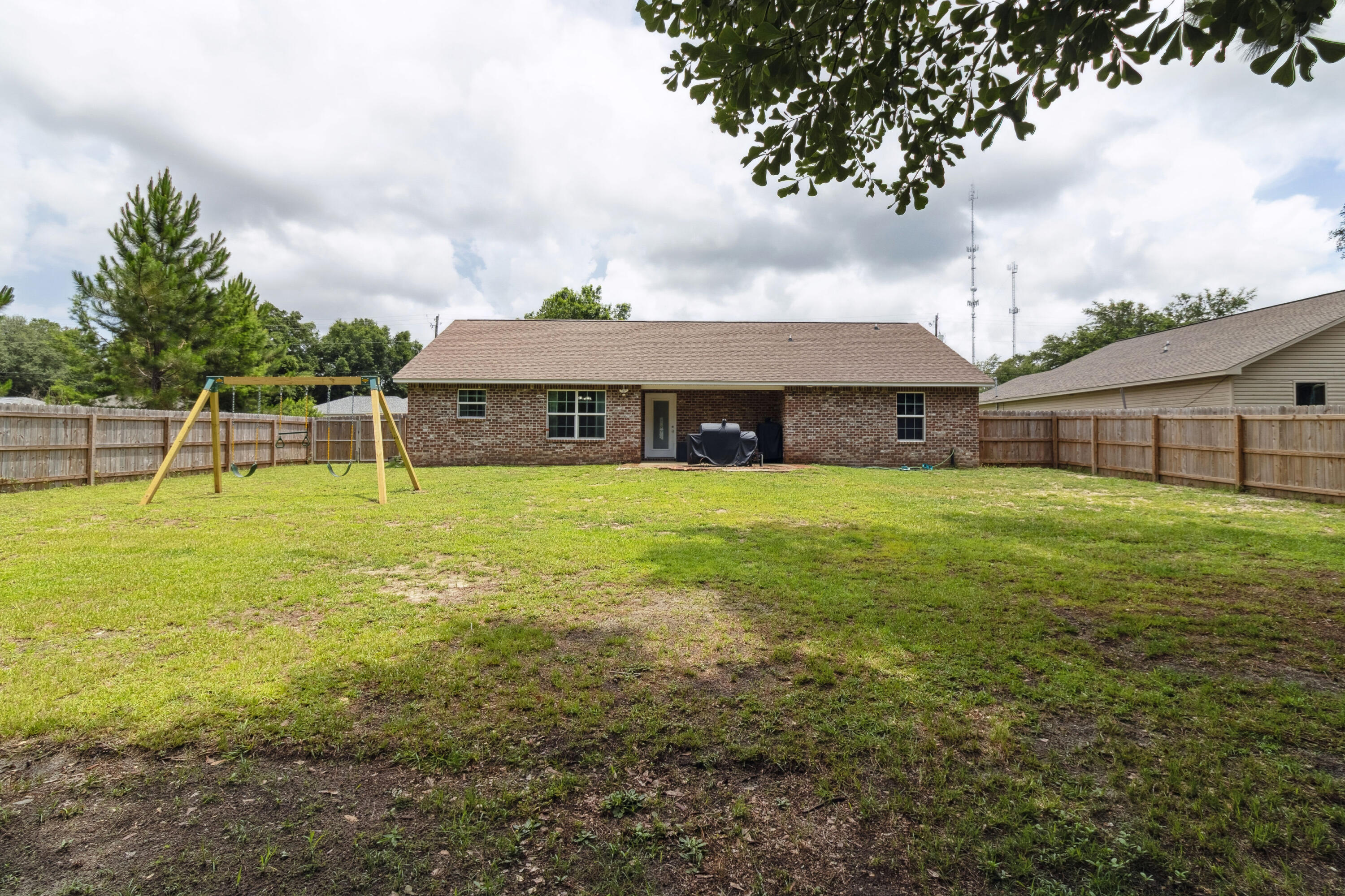 WINDSOR VILLAGE - Residential