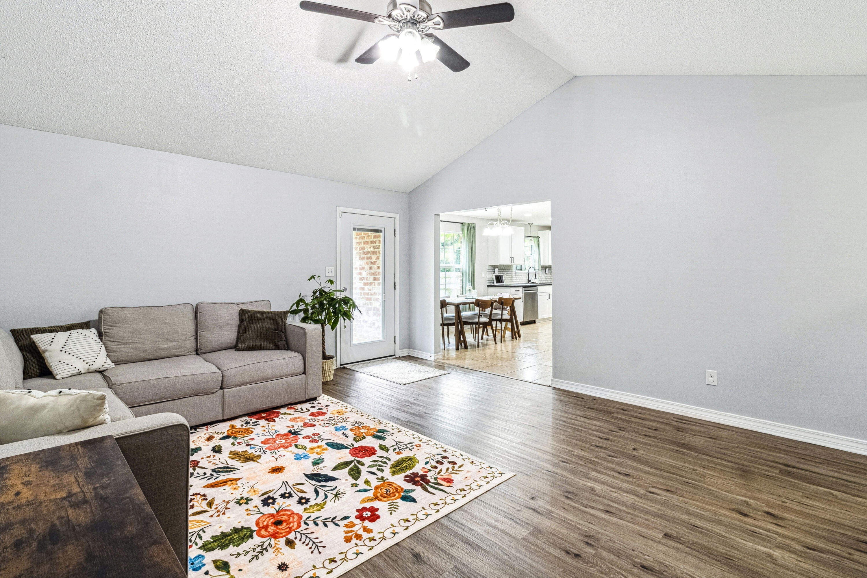 WINDSOR VILLAGE - Residential