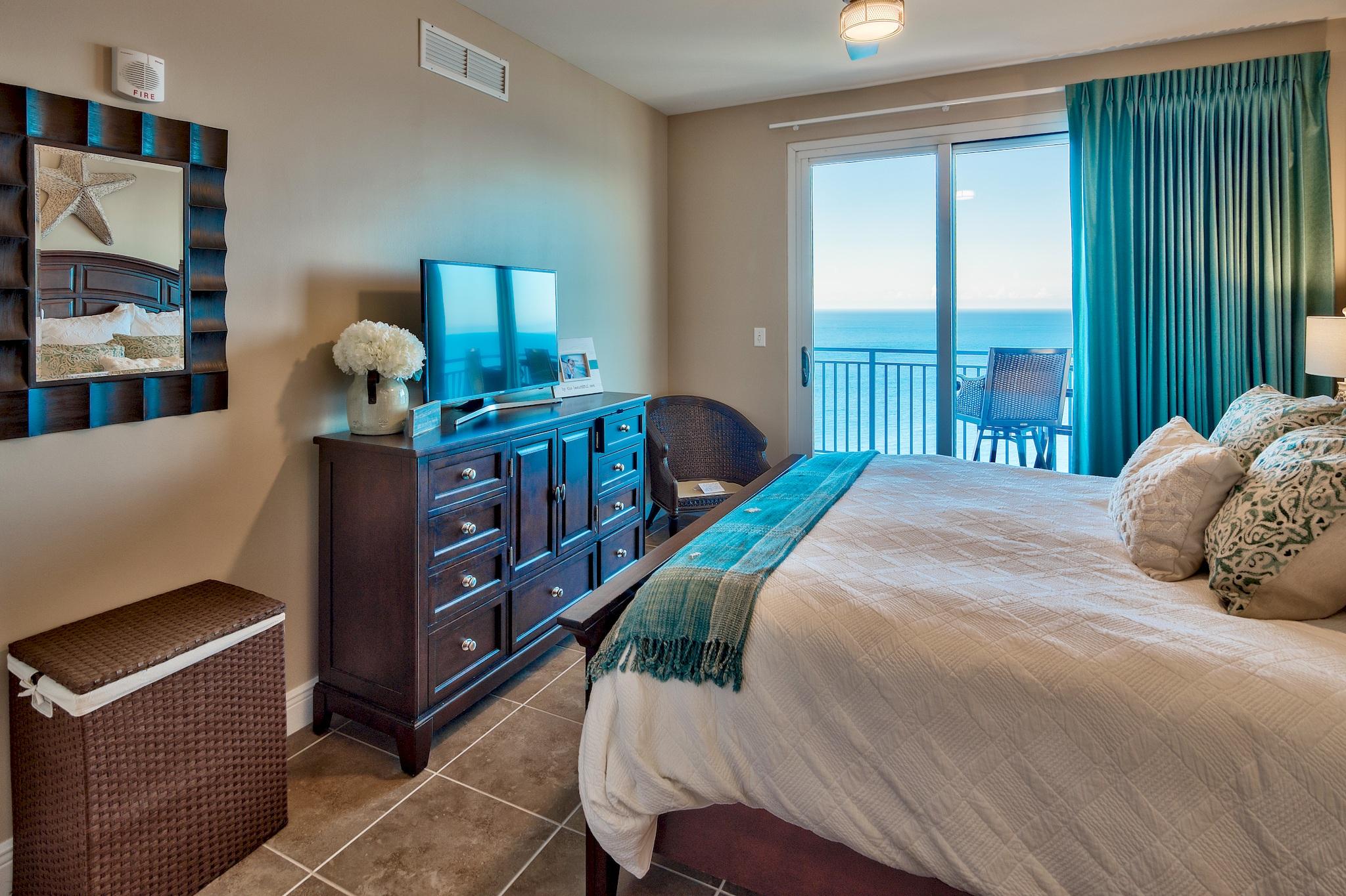 STERLING BREEZE - Residential