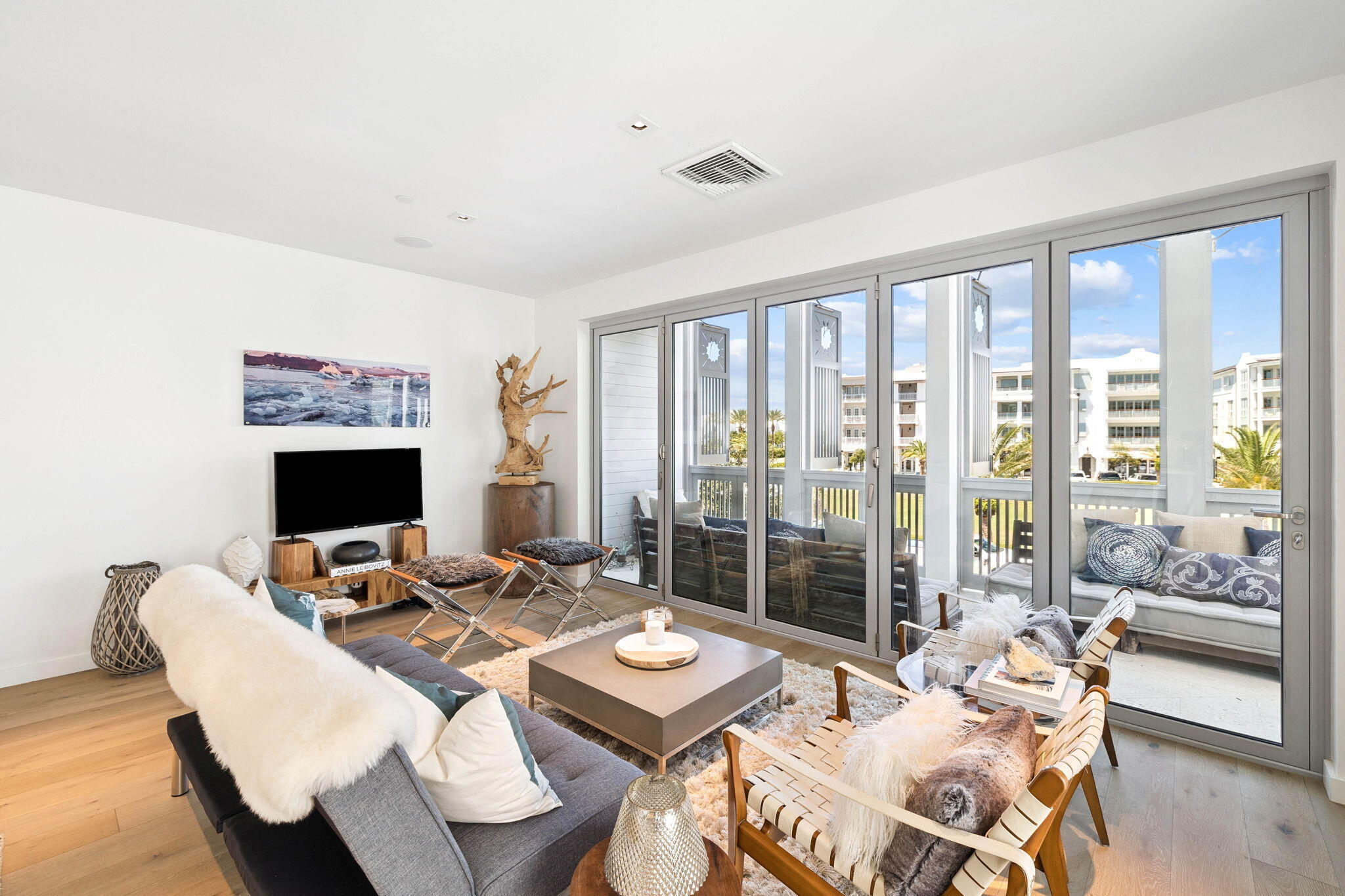 ALYS BEACH - Residential