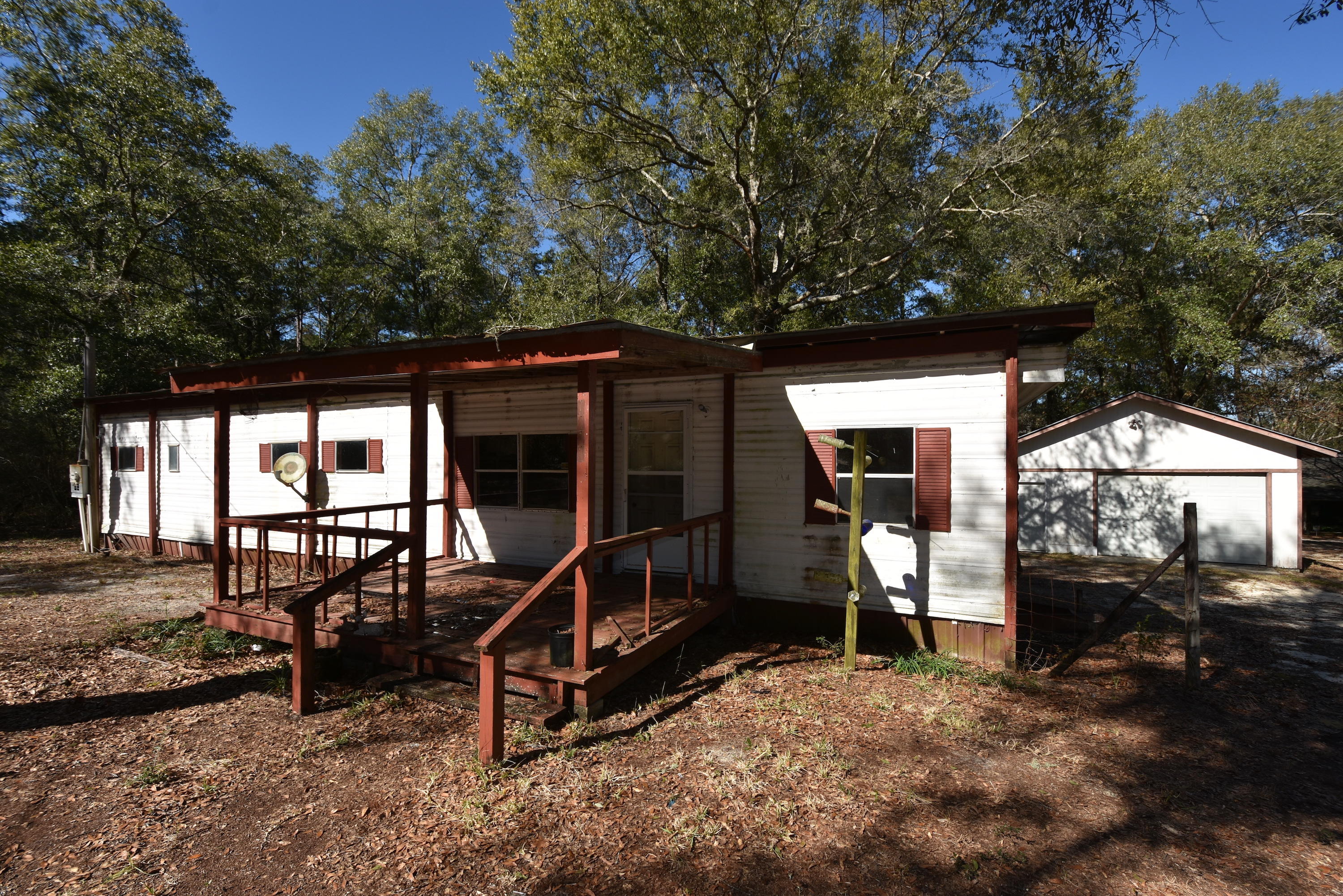 METES & BOUNDS - Residential