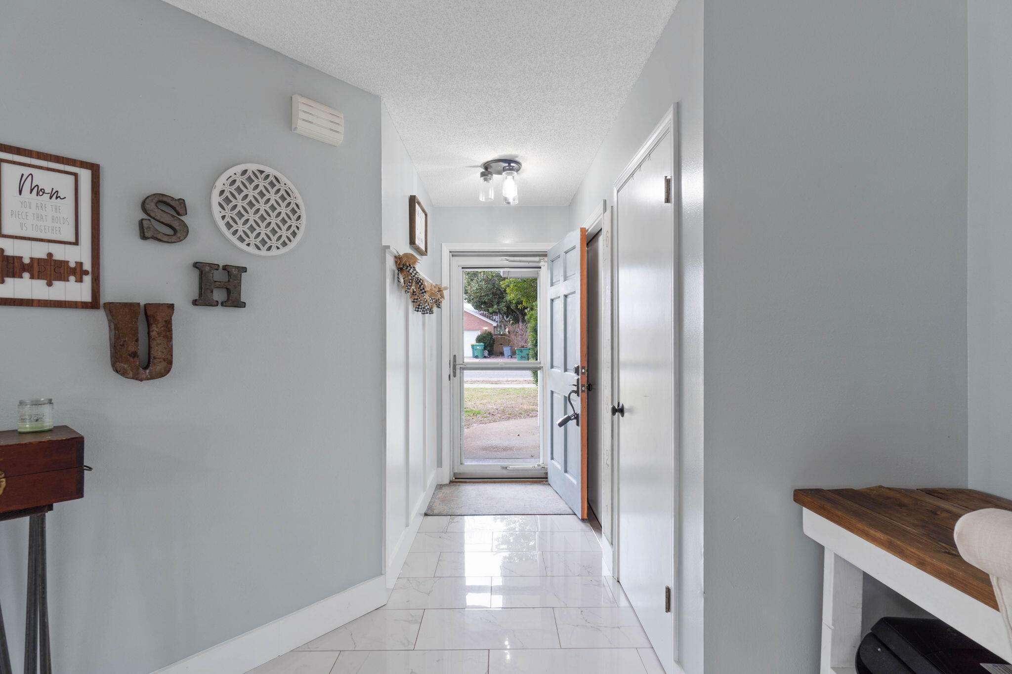 BAYVIEW MANOR - Residential