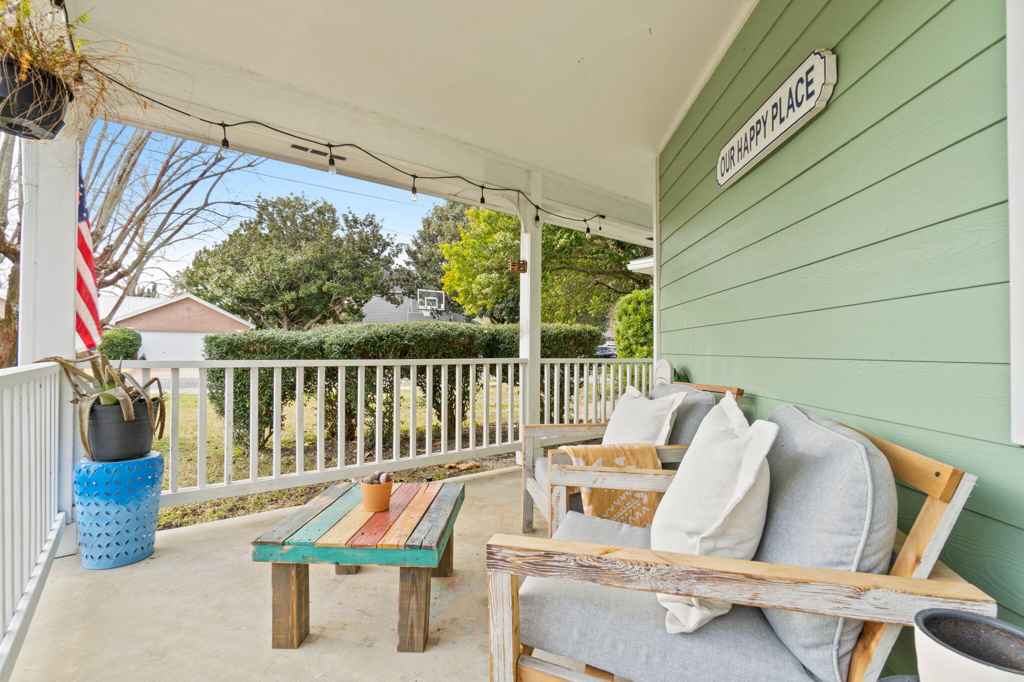 BAYVIEW MANOR - Residential