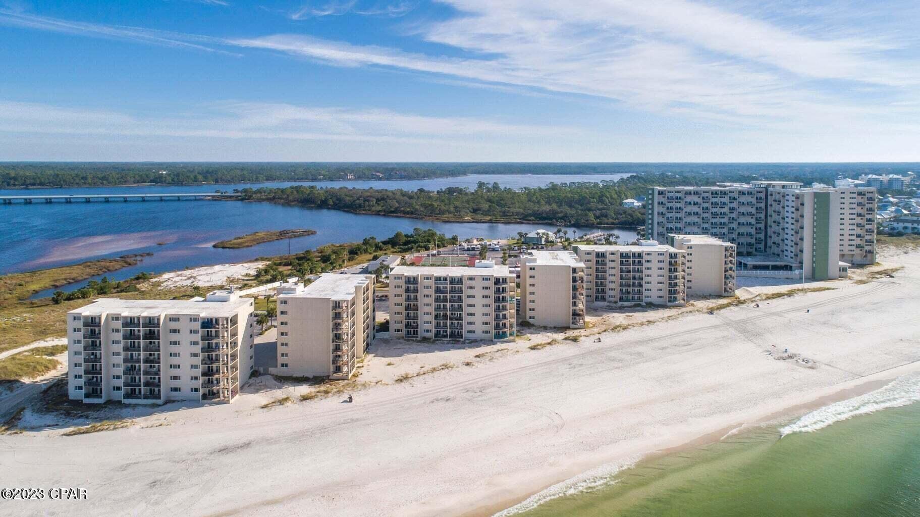 PINNACLE PORT - Residential