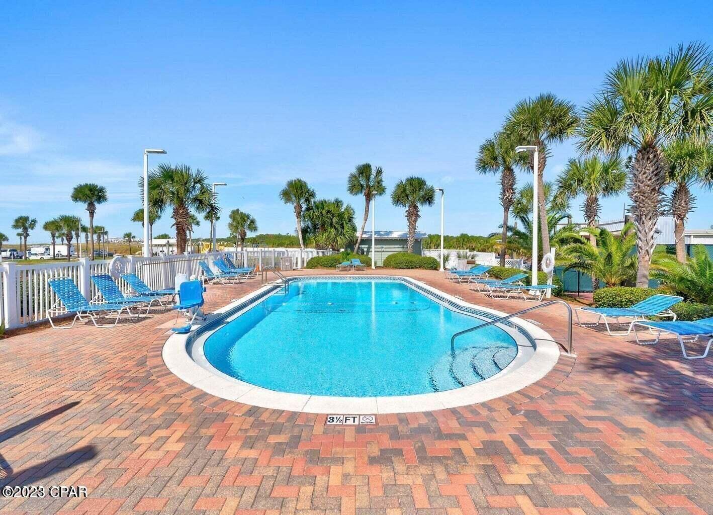 PINNACLE PORT - Residential