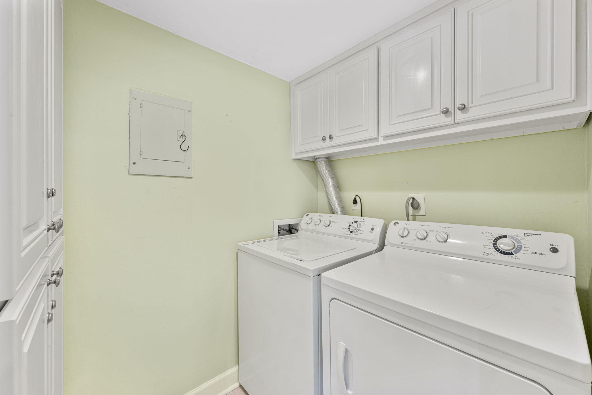 PINNACLE PORT - Residential