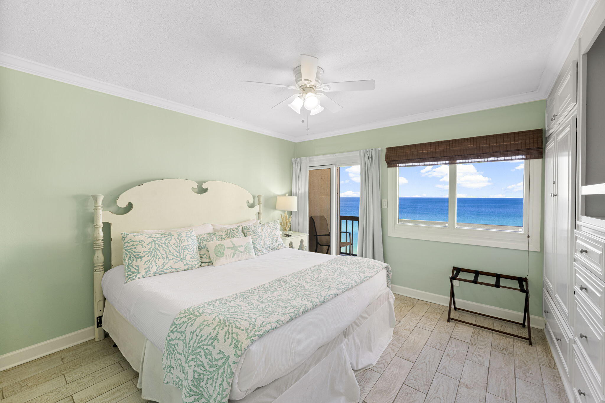 PINNACLE PORT - Residential