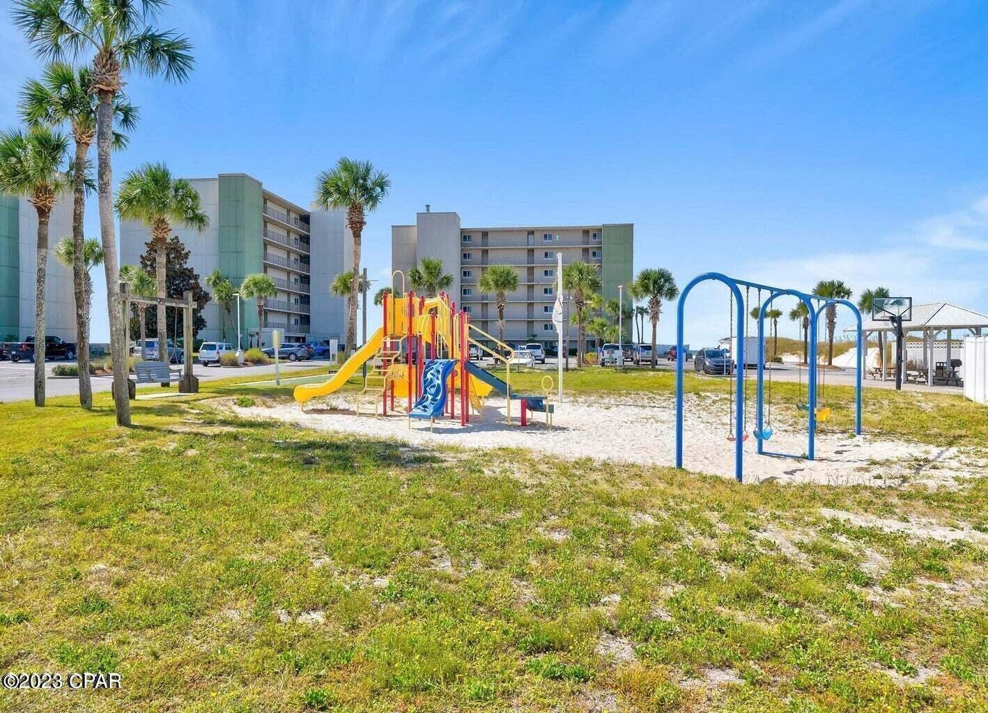 PINNACLE PORT - Residential