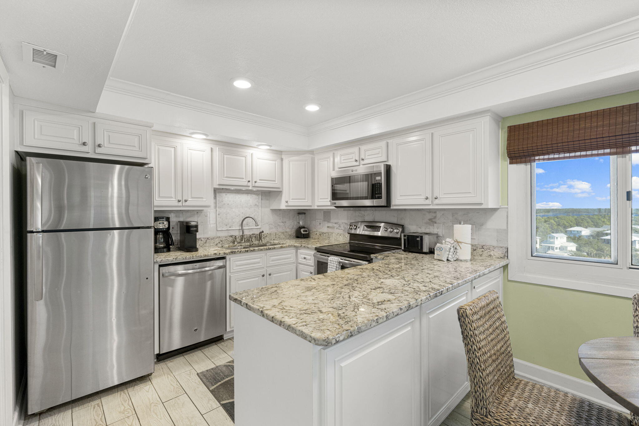 PINNACLE PORT - Residential