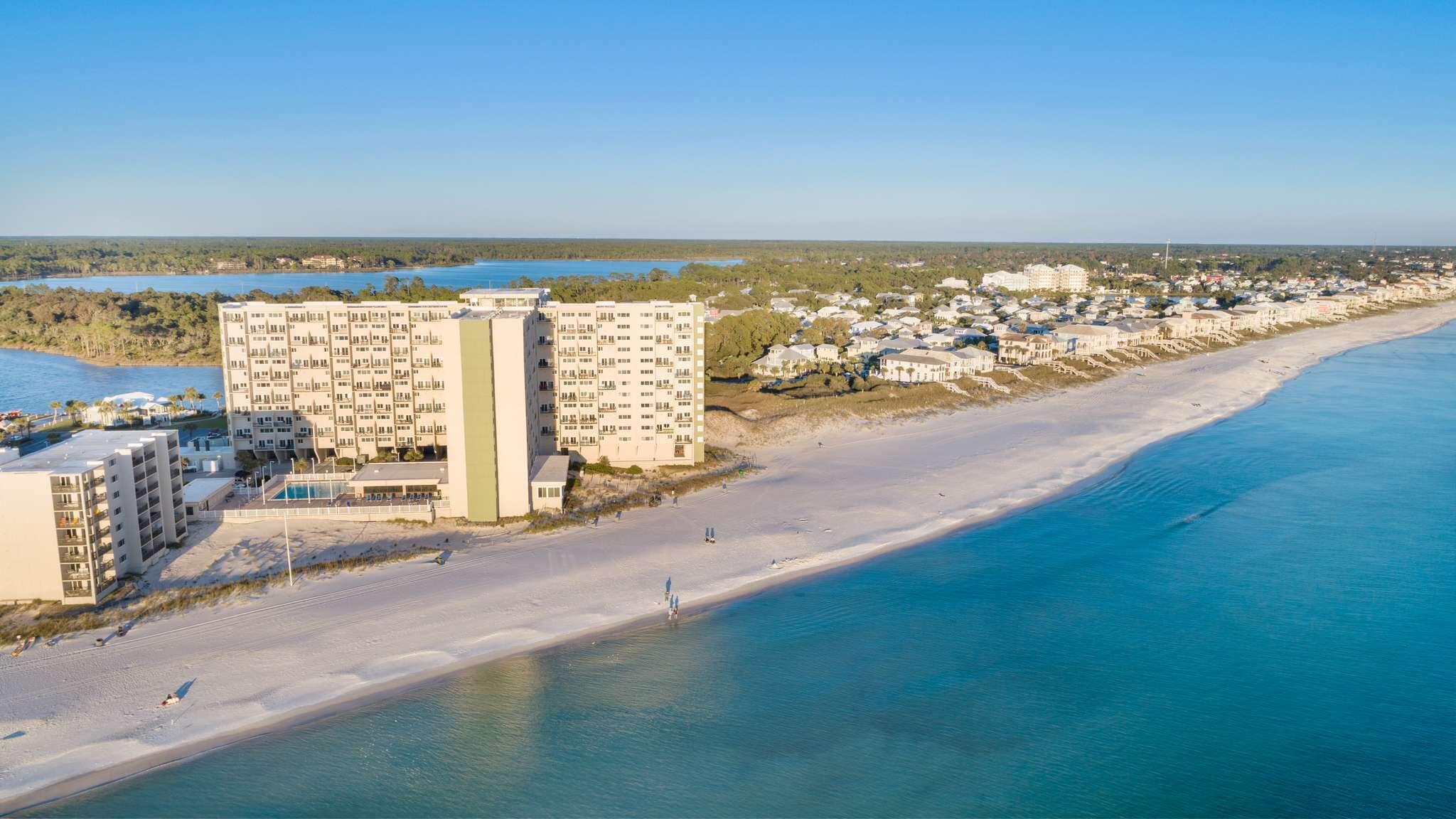 PINNACLE PORT - Residential